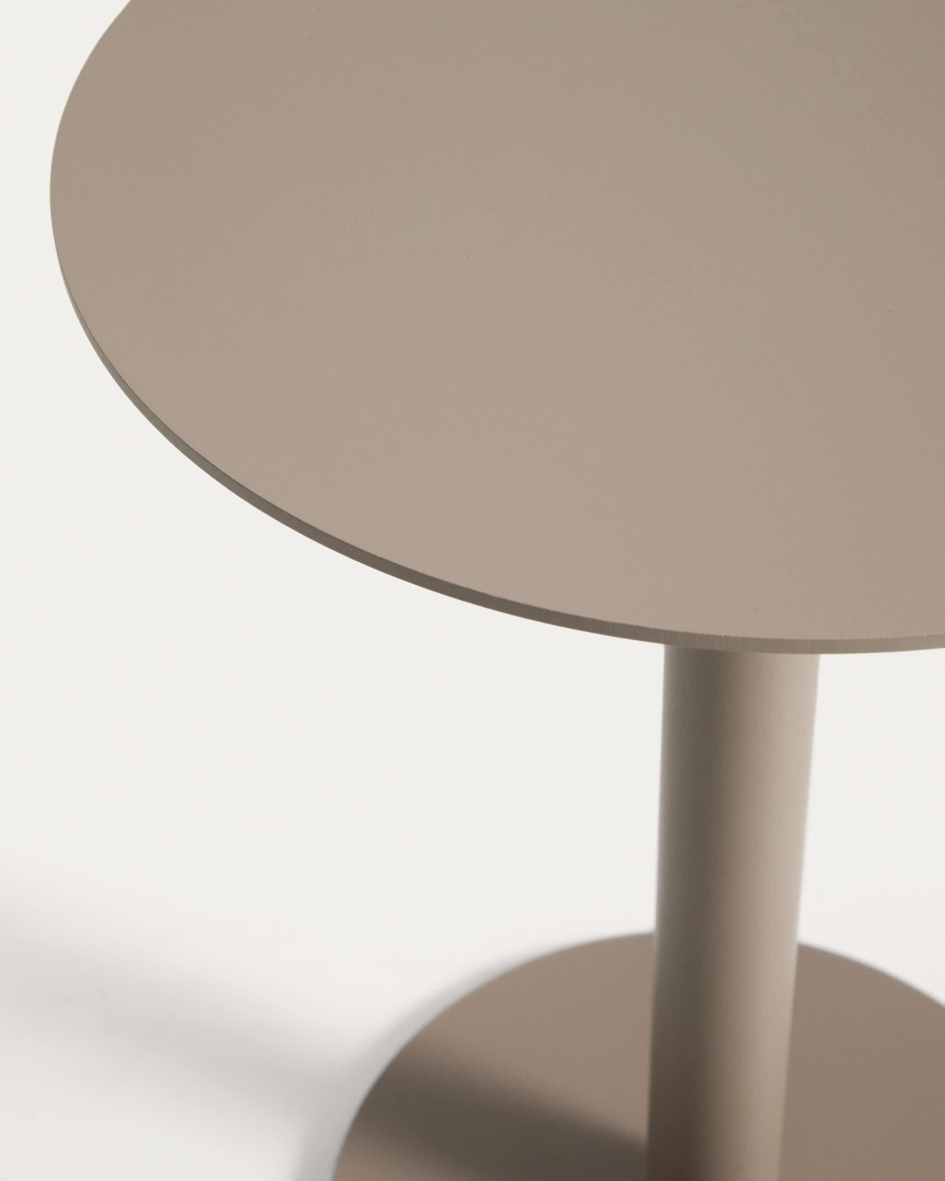 Asinara taupe aluminium side table Ø40cm