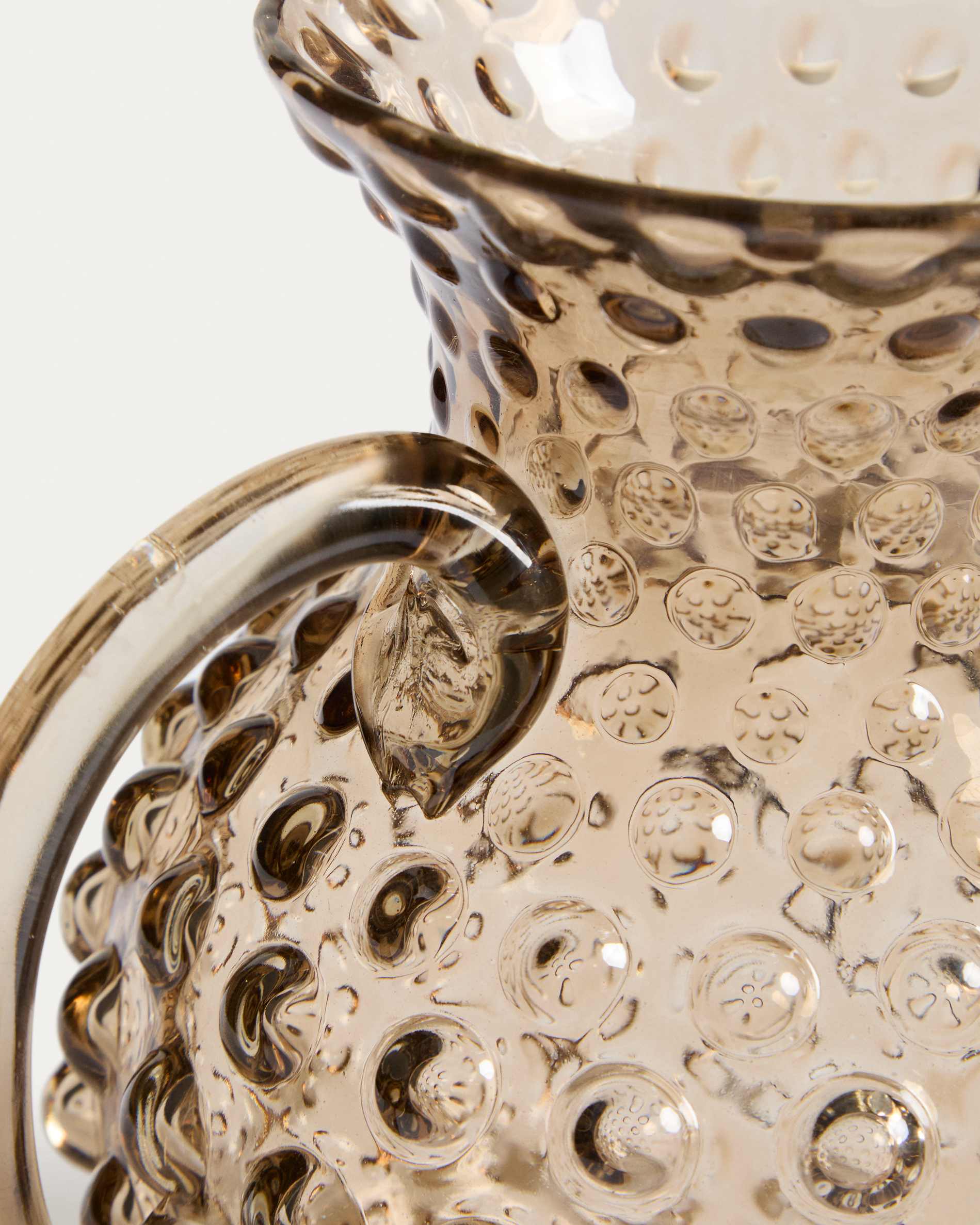 Evoria glass jug with brown relief 2.6 l