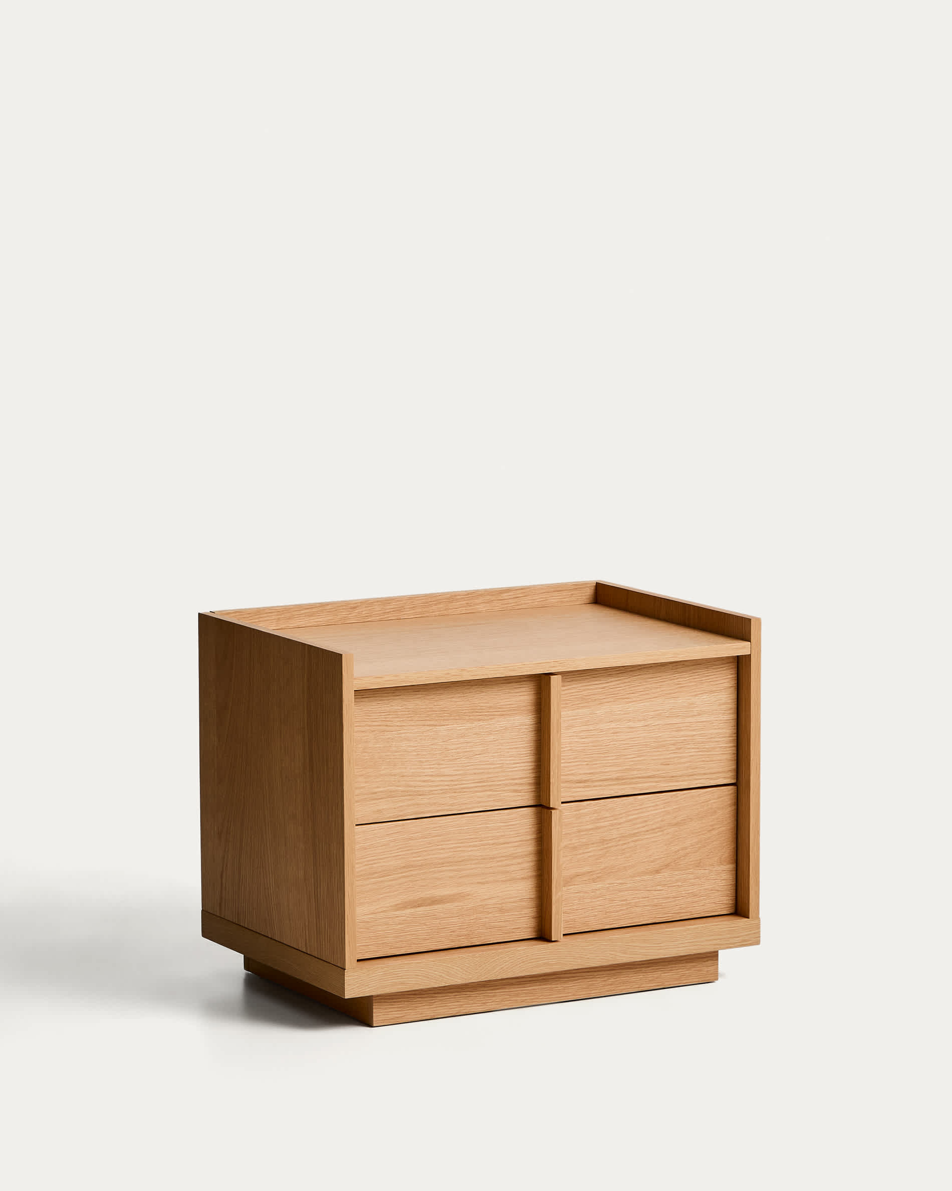 Onix bedside table, 2 drawers, oak veneer in a natural tone finish, 60 x 47 cm FSC Mix Credit