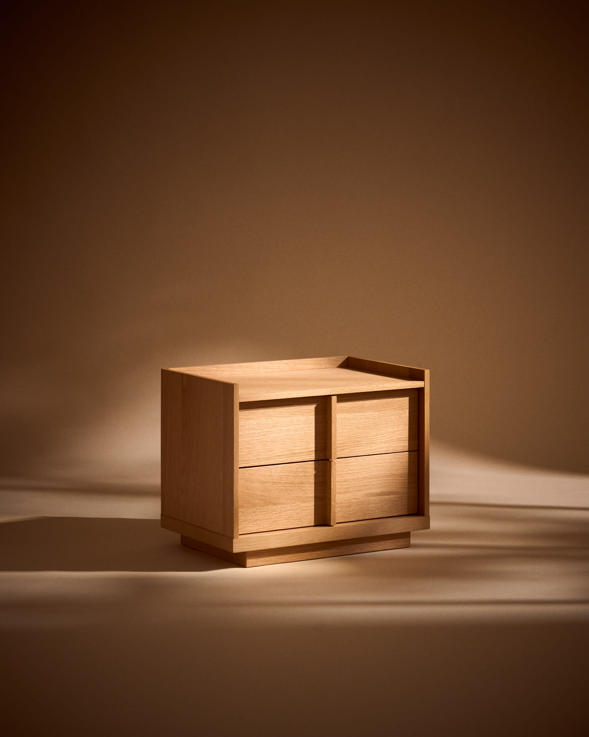 Onix bedside table, 2 drawers, oak veneer in a natural tone finish, 60 x 47 cm FSC Mix Credit