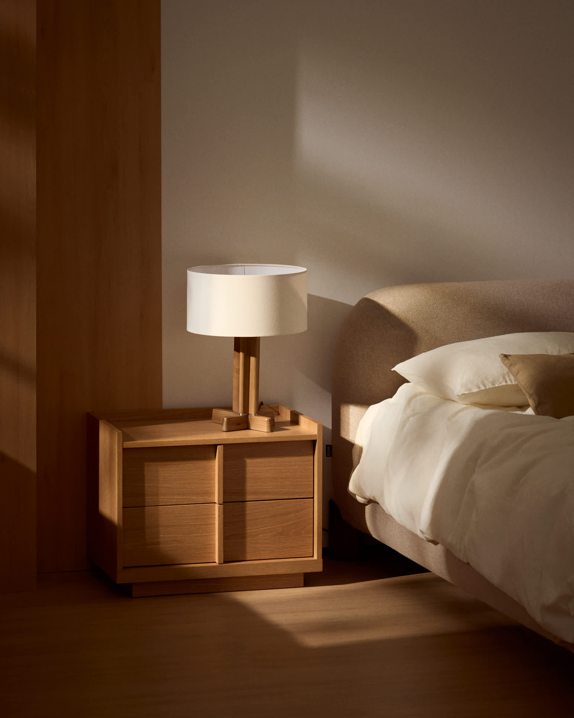 Onix bedside table, 2 drawers, oak veneer in a natural tone finish, 60 x 47 cm FSC Mix Credit