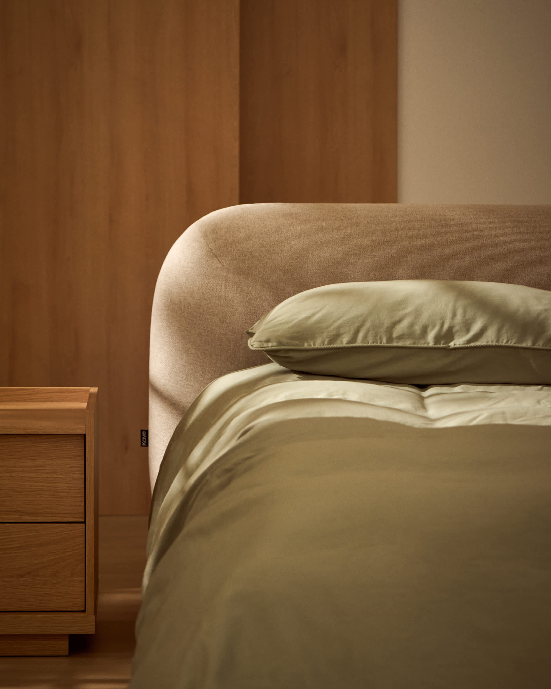 Sirale 100% cotton sateen duvet cover with washed green finish for 180cm bed