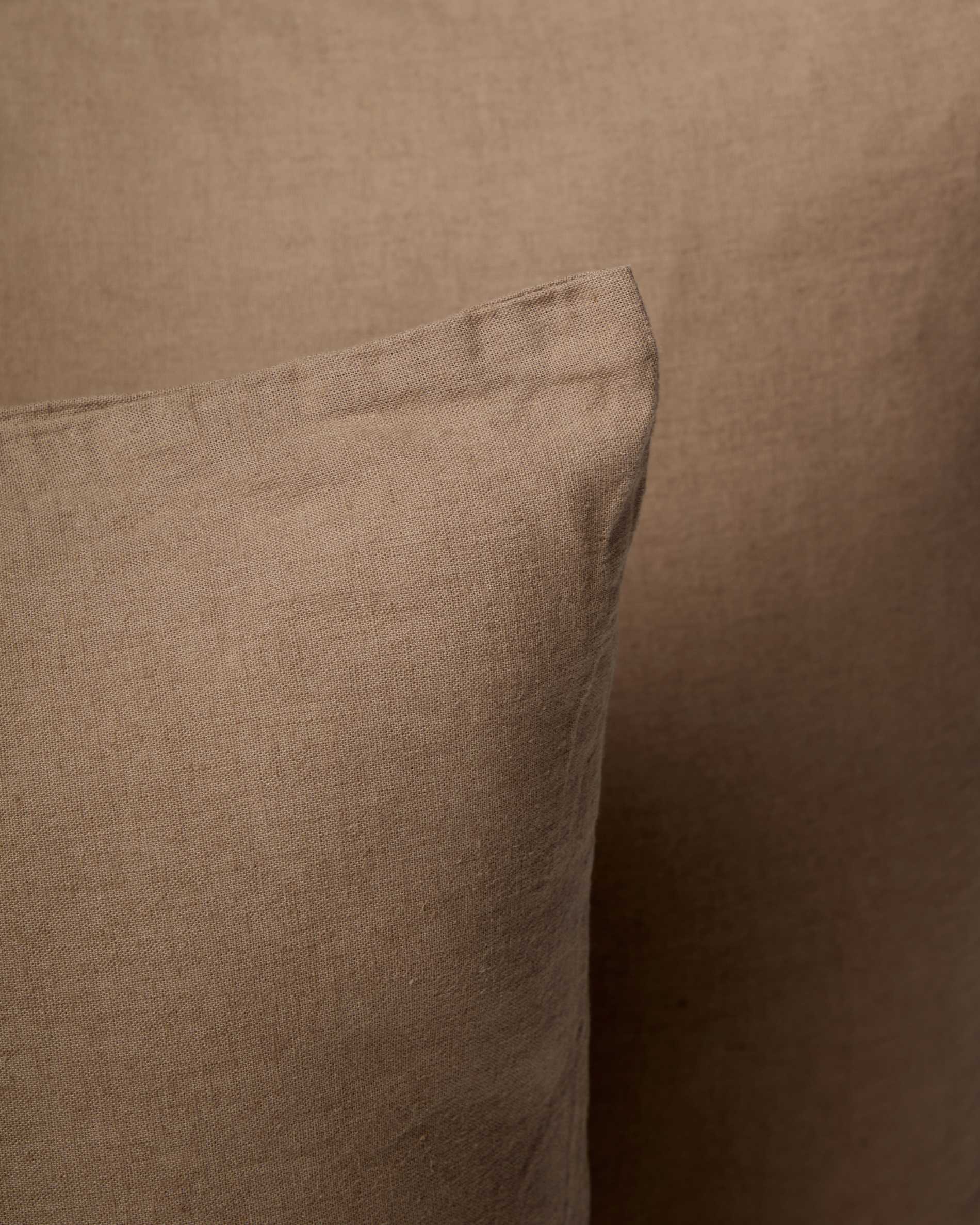 Simmel brown linen blend pillowcase 45 x 110cm