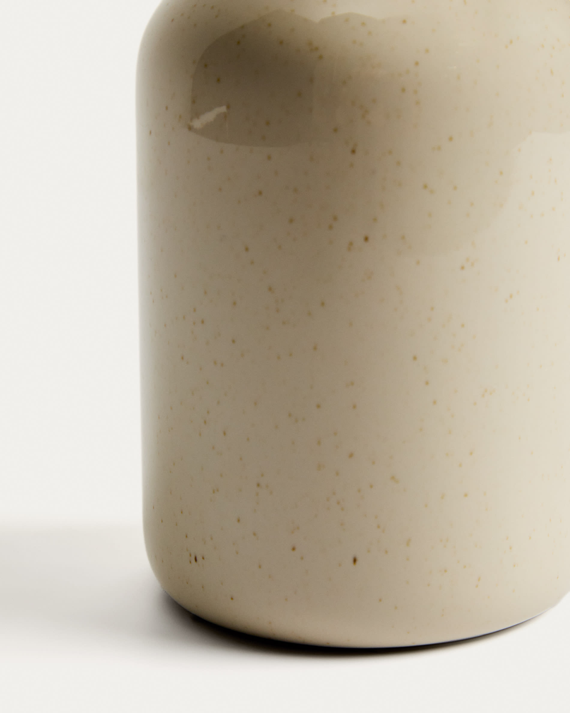 Noris soap dispenser in ecru enamelled stoneware