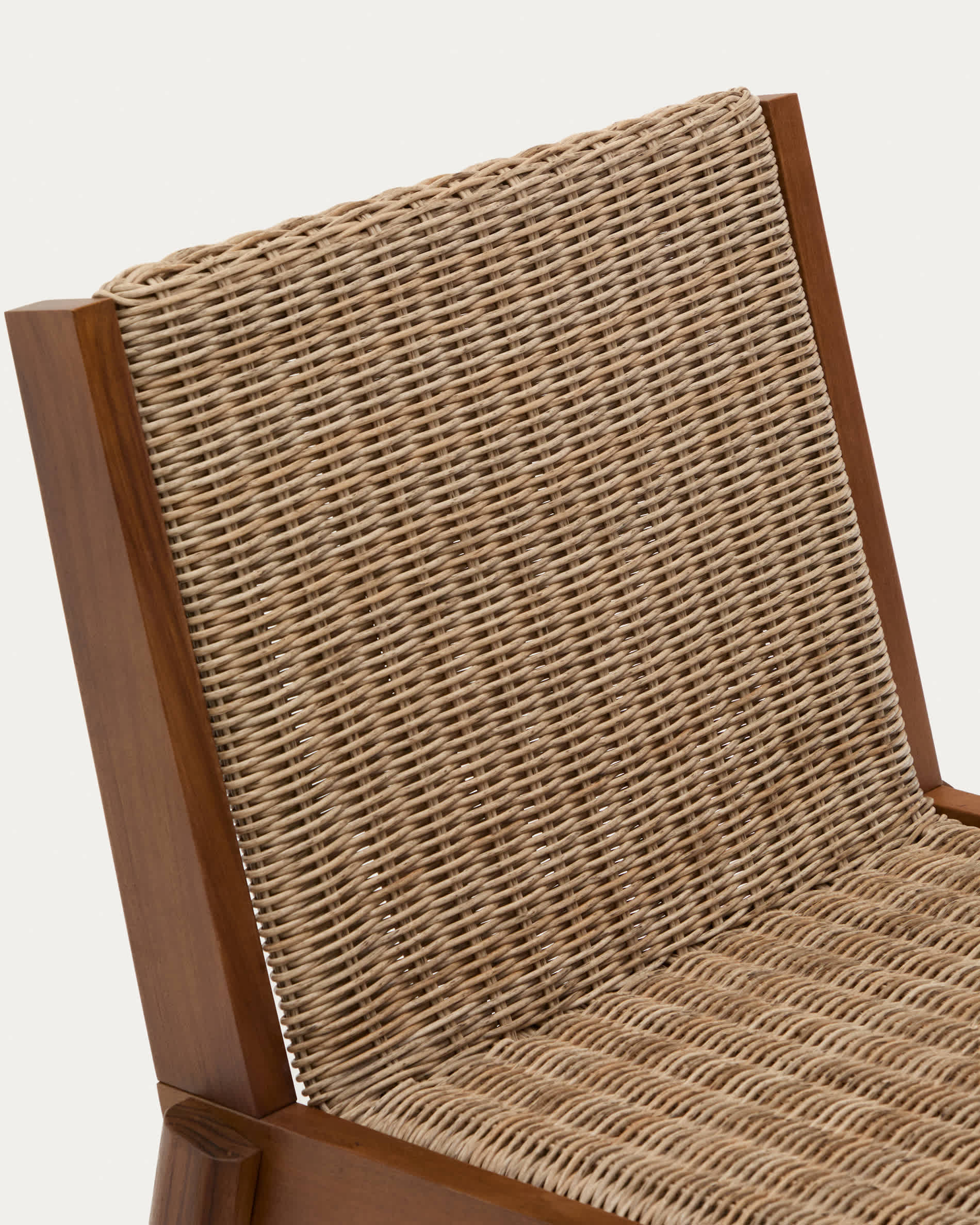 Itani table set in solid acacia wood with 4 chairs made from solid acacia wood and FSC 100% synthetic rattan, 200 x 100cm