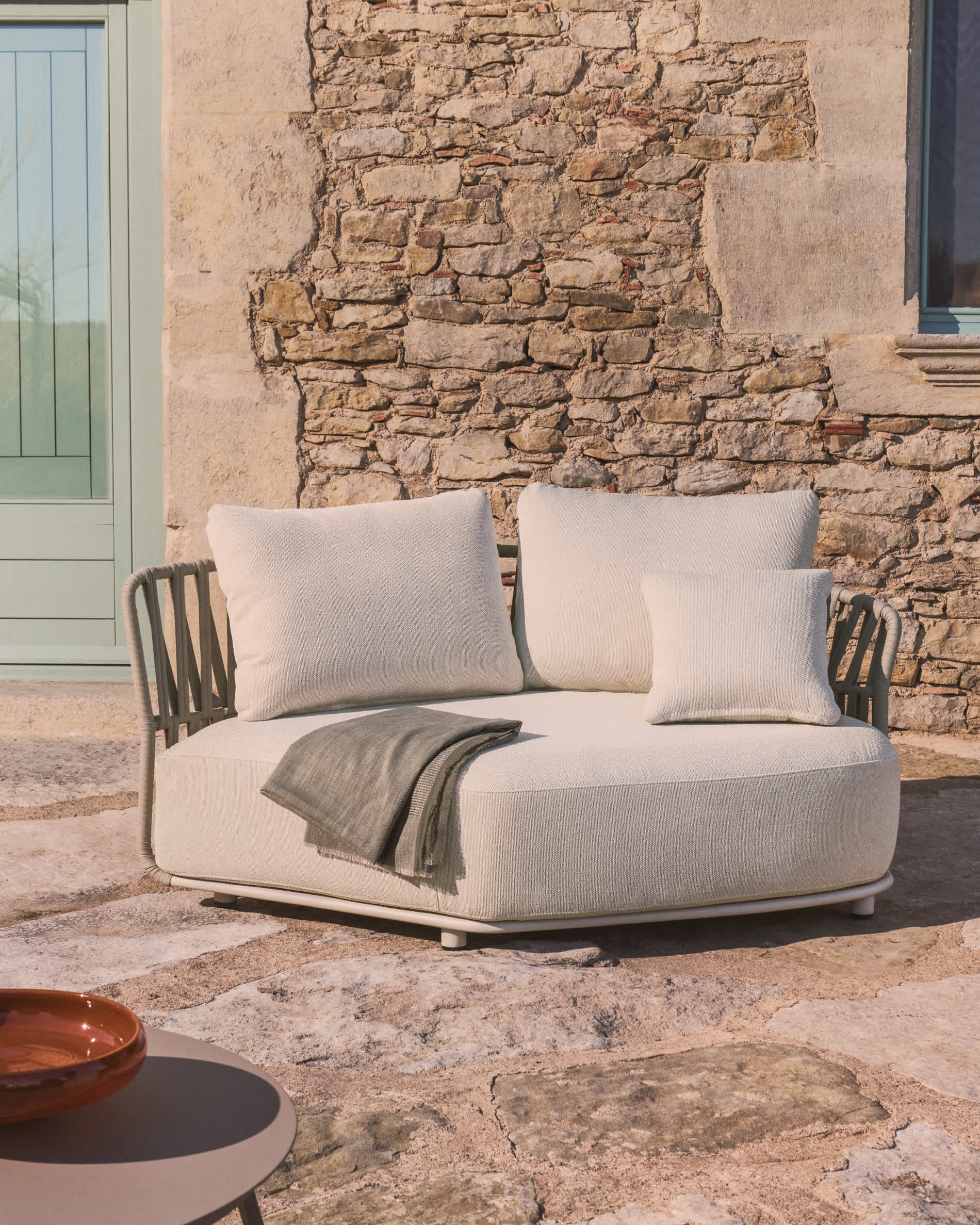 Osani curved module in ecru aluminium and taupe rope cord 167cm