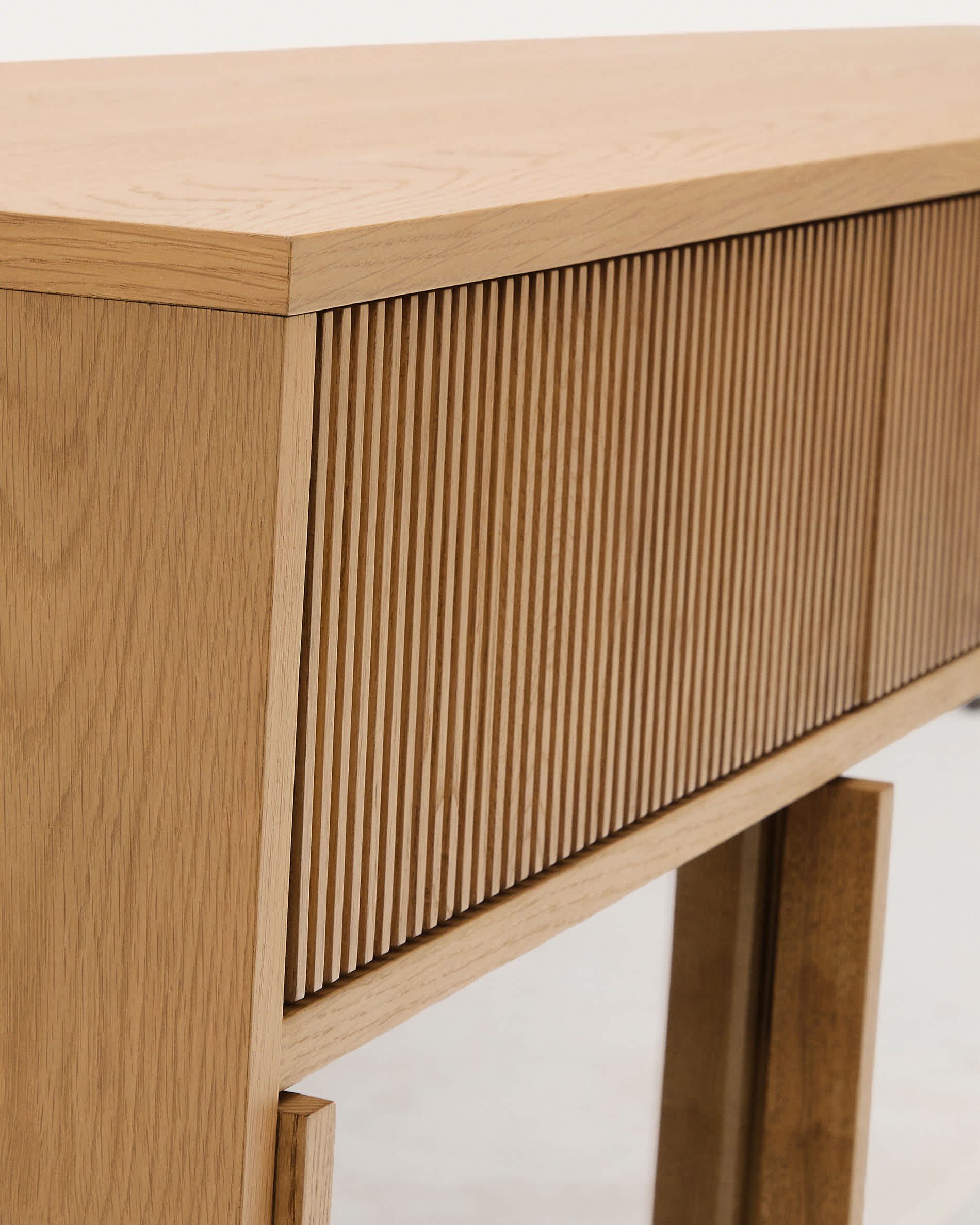 Helvine sideboard 4 doors and 4 drawers oak veneer and tempered glass, 200 x 80cm FSC 100%