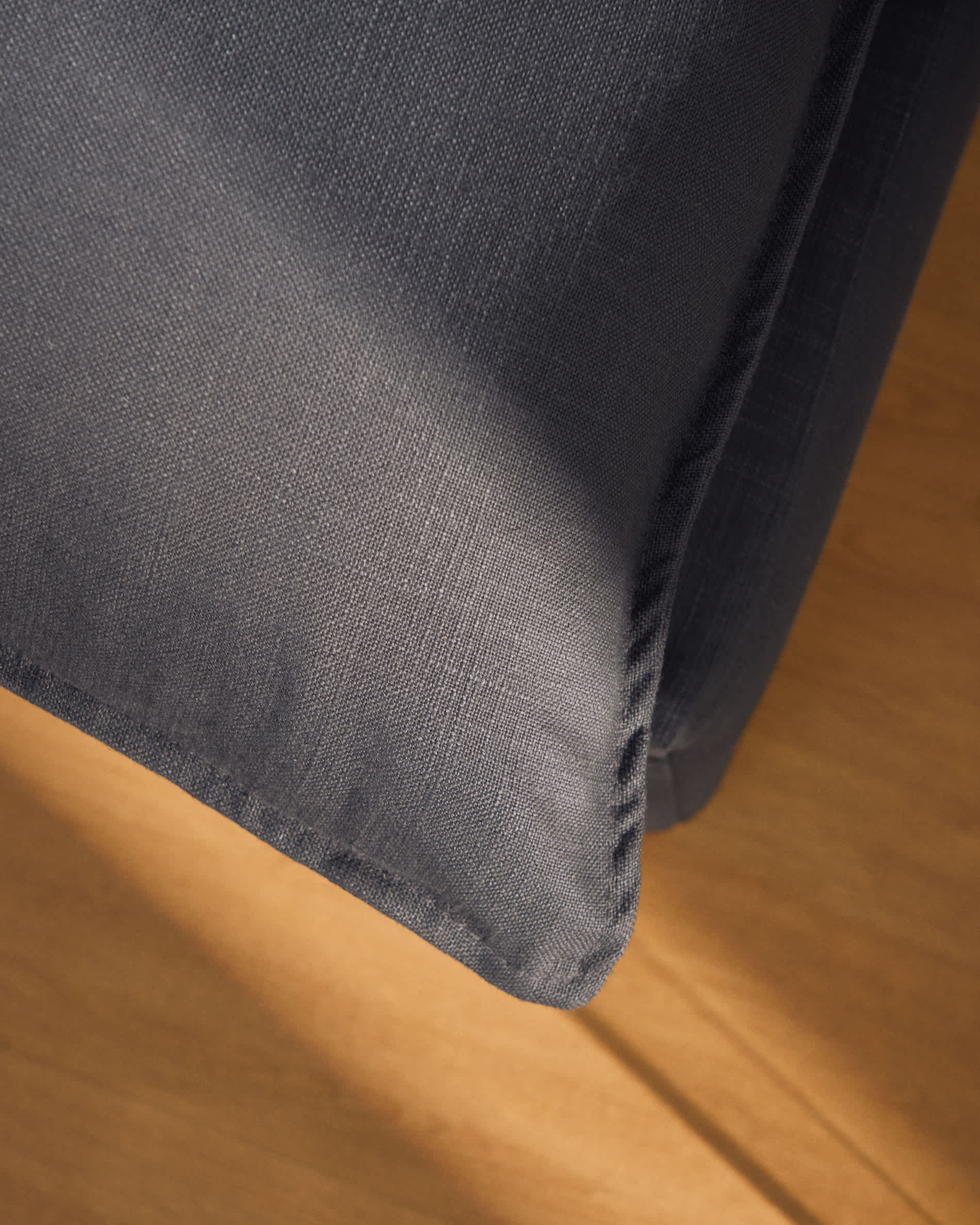 Anarela dark grey linen and viscose armchair with removable cover 110cm FSC Mix Credit