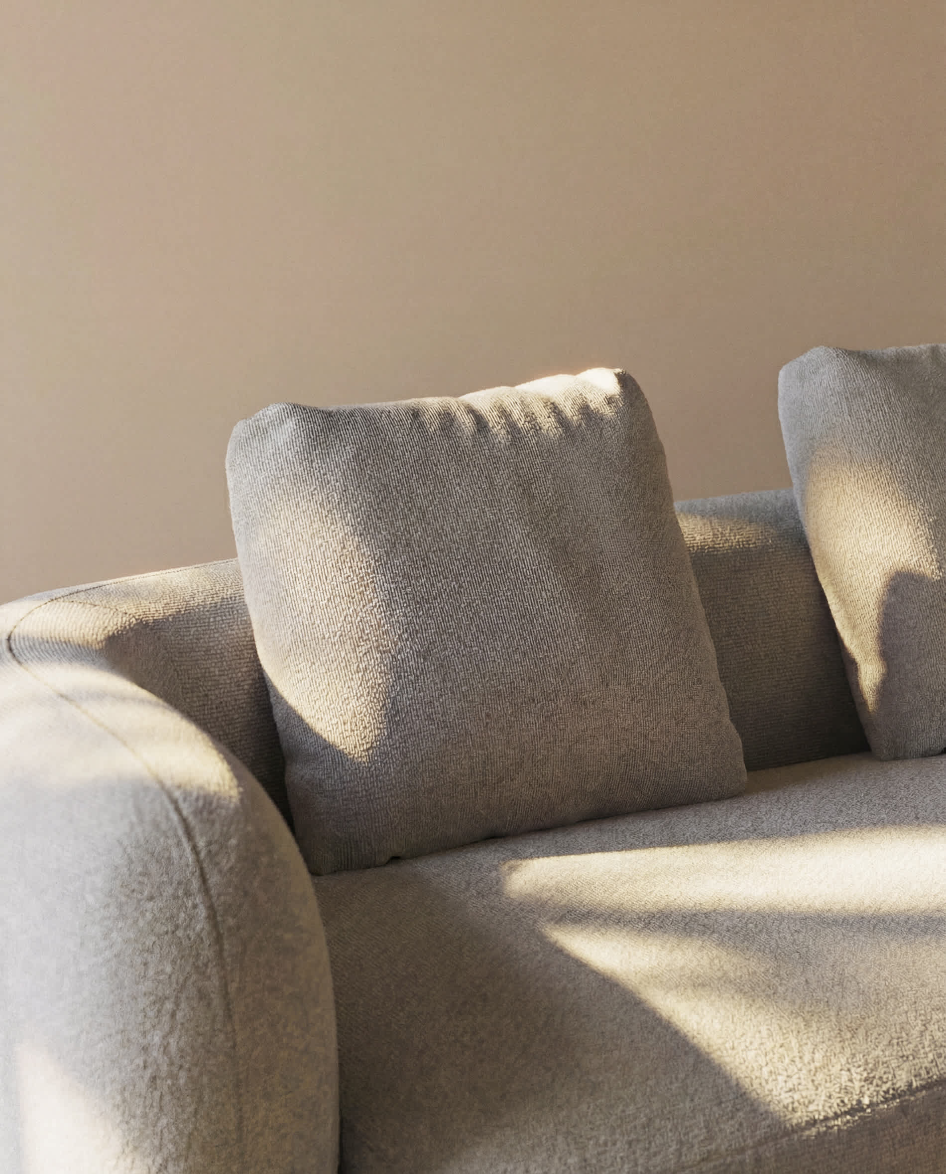 Martina fire-retardant stone-coloured chenille cushion 60 x 52 cm