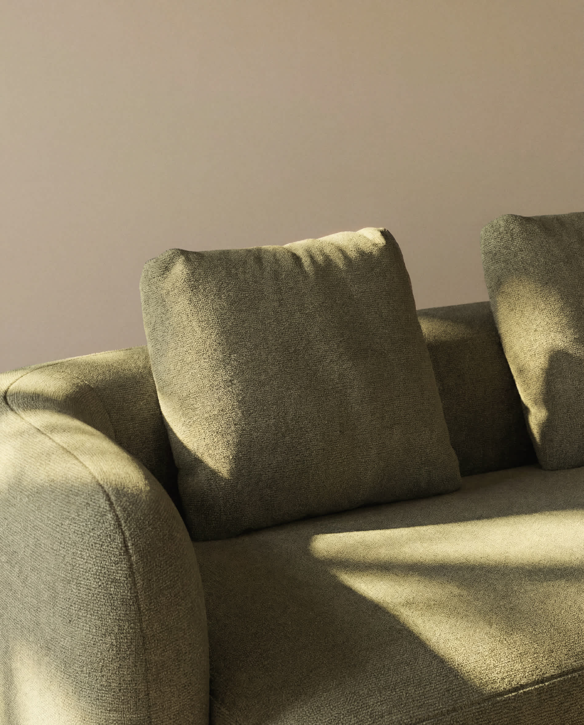 Martina fire-retardant green chenille cushion 52 x 52 cm