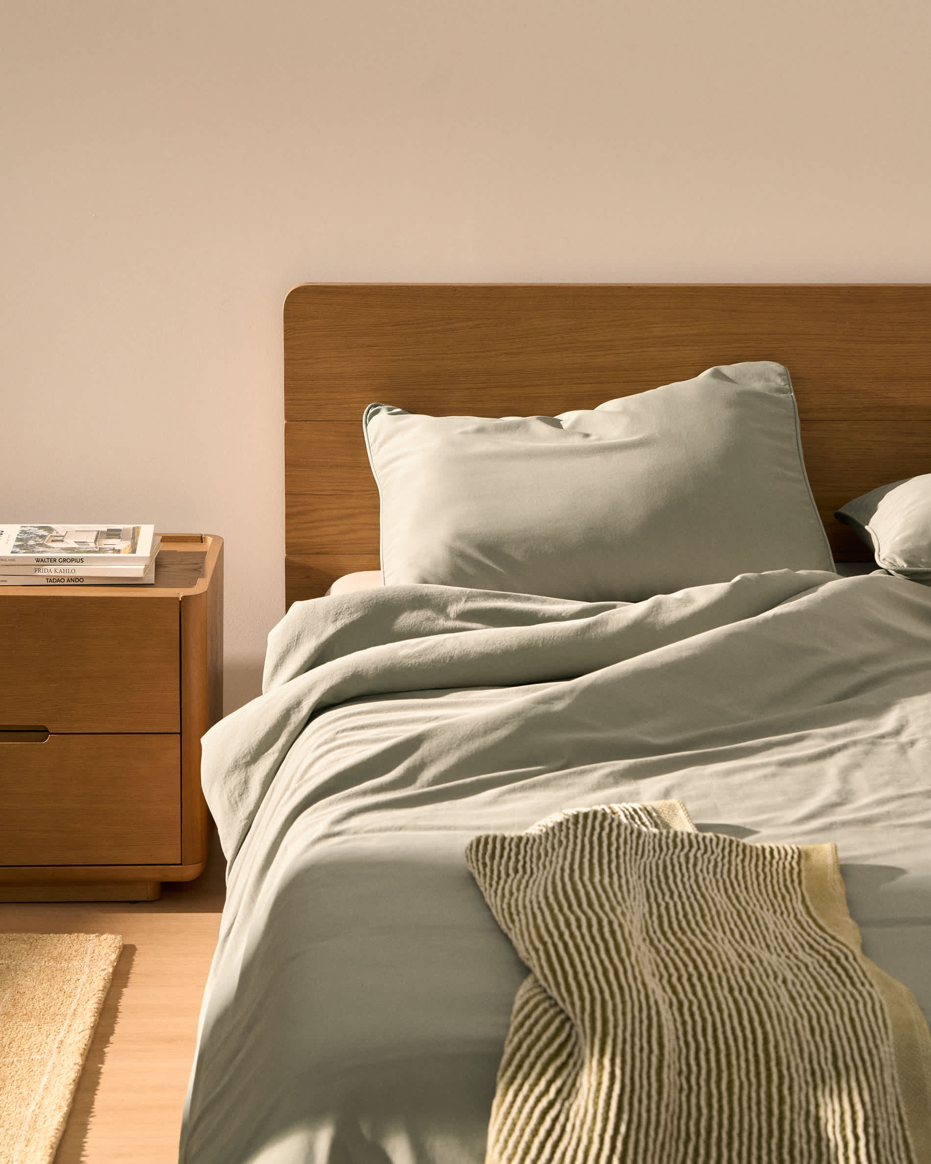 Sirale 100% cotton sateen duvet cover with washed green finish for 90cm bed
