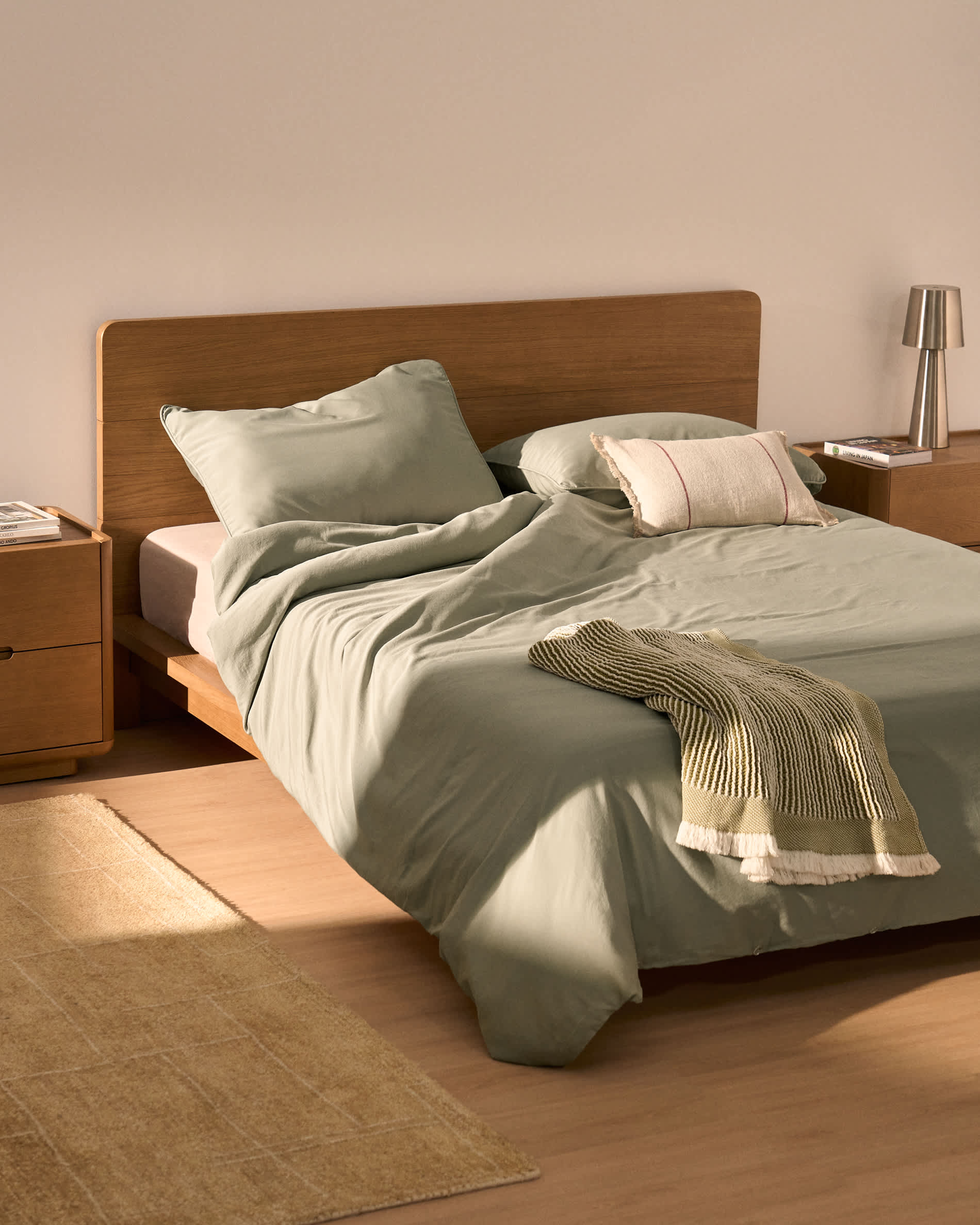 Sirale 100% cotton sateen duvet cover with washed green finish for 180cm bed