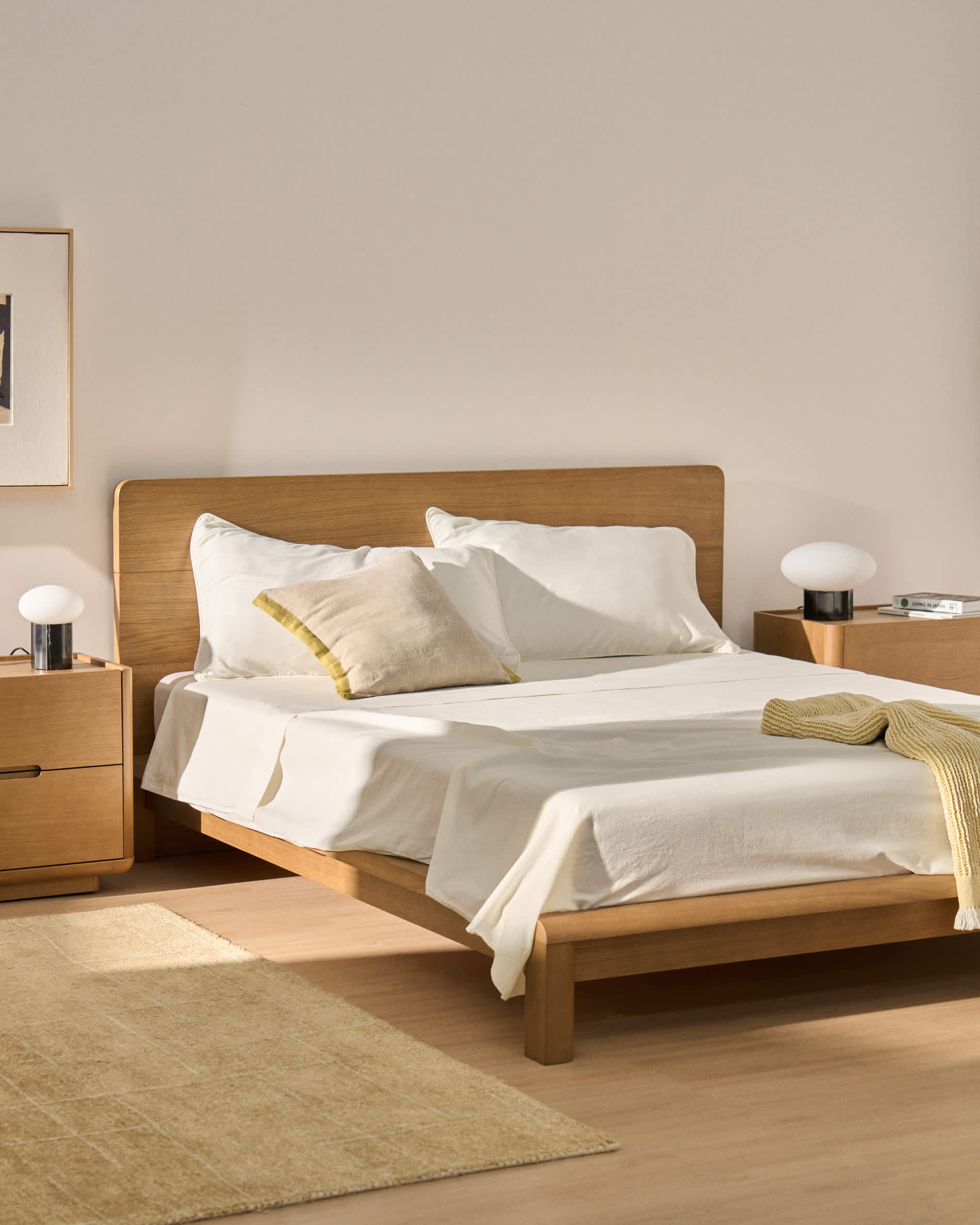 Sirale 100% cotton sateen top sheet with washed white finish for 180cm bed