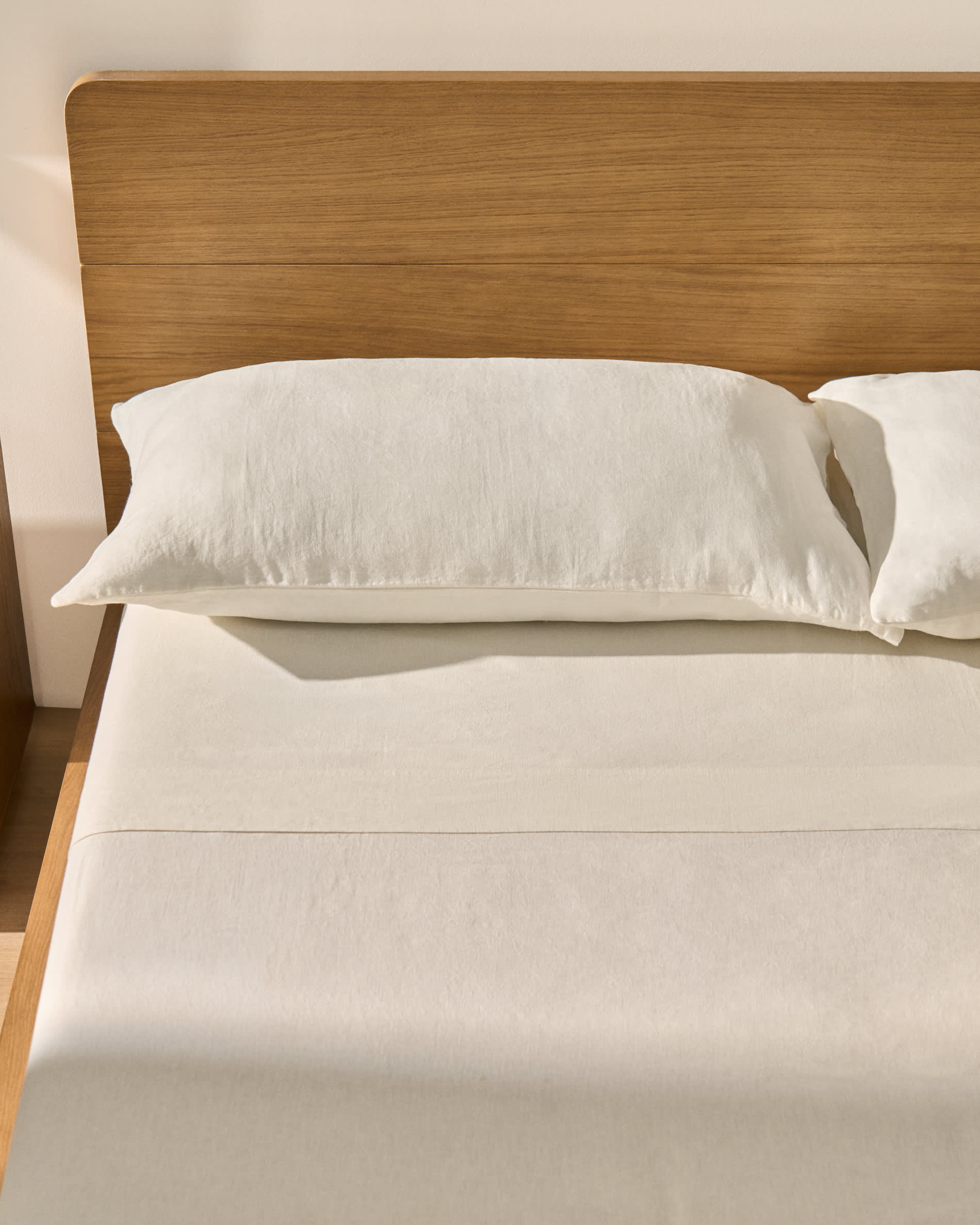Simmel ecru linen blend top sheet for 180 cm bed