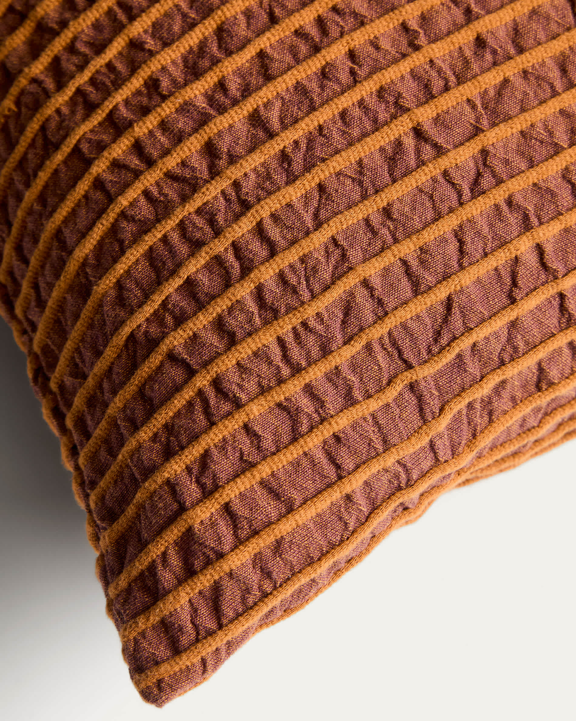 Tarilo orange 100% cotton pleated cushion cover 50 x 50 cm