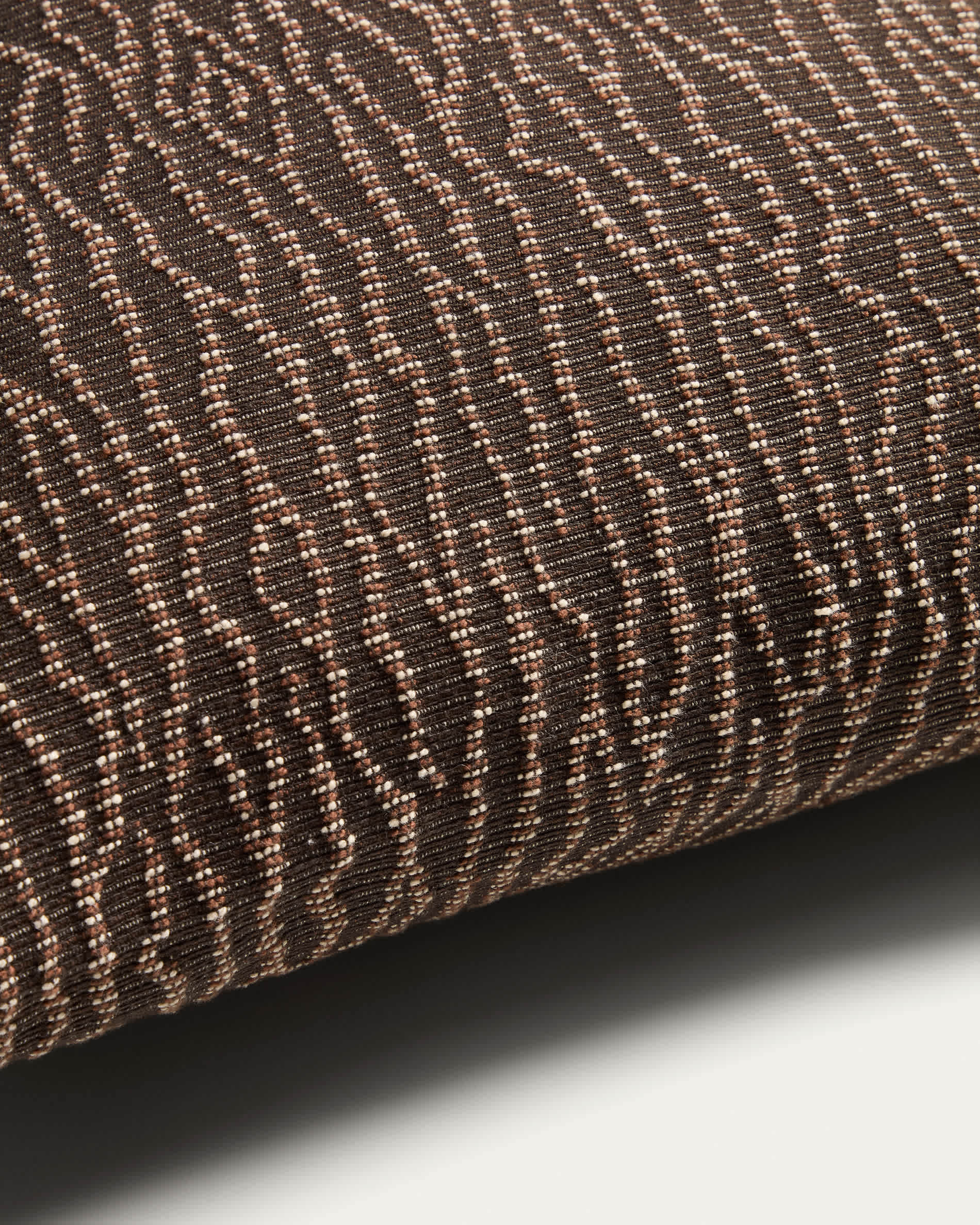 Alnori brown 100% cotton jacquard cushion cover 50 x 50 cm