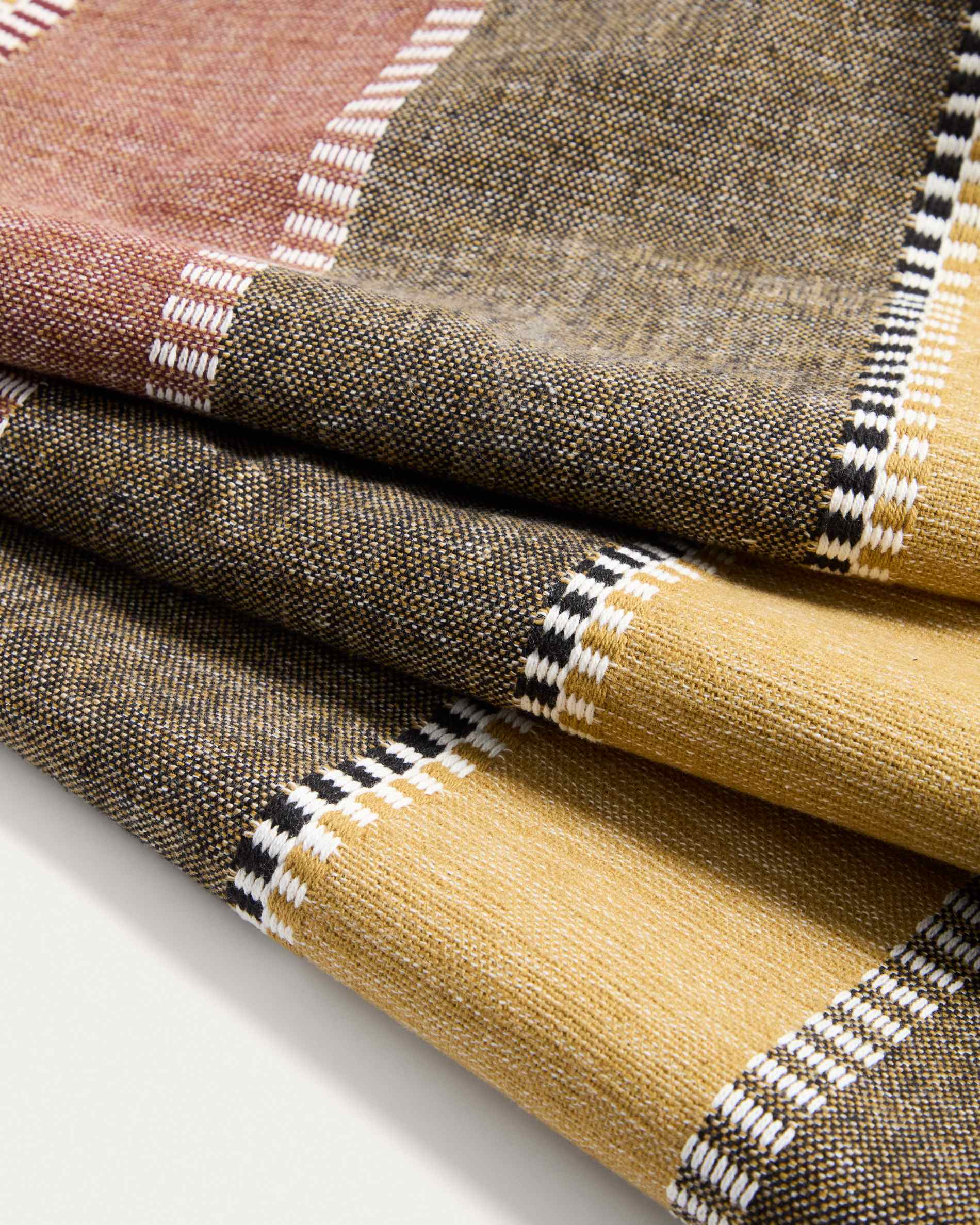 Irasa multicoloured cotton table runner 50 x 150 cm