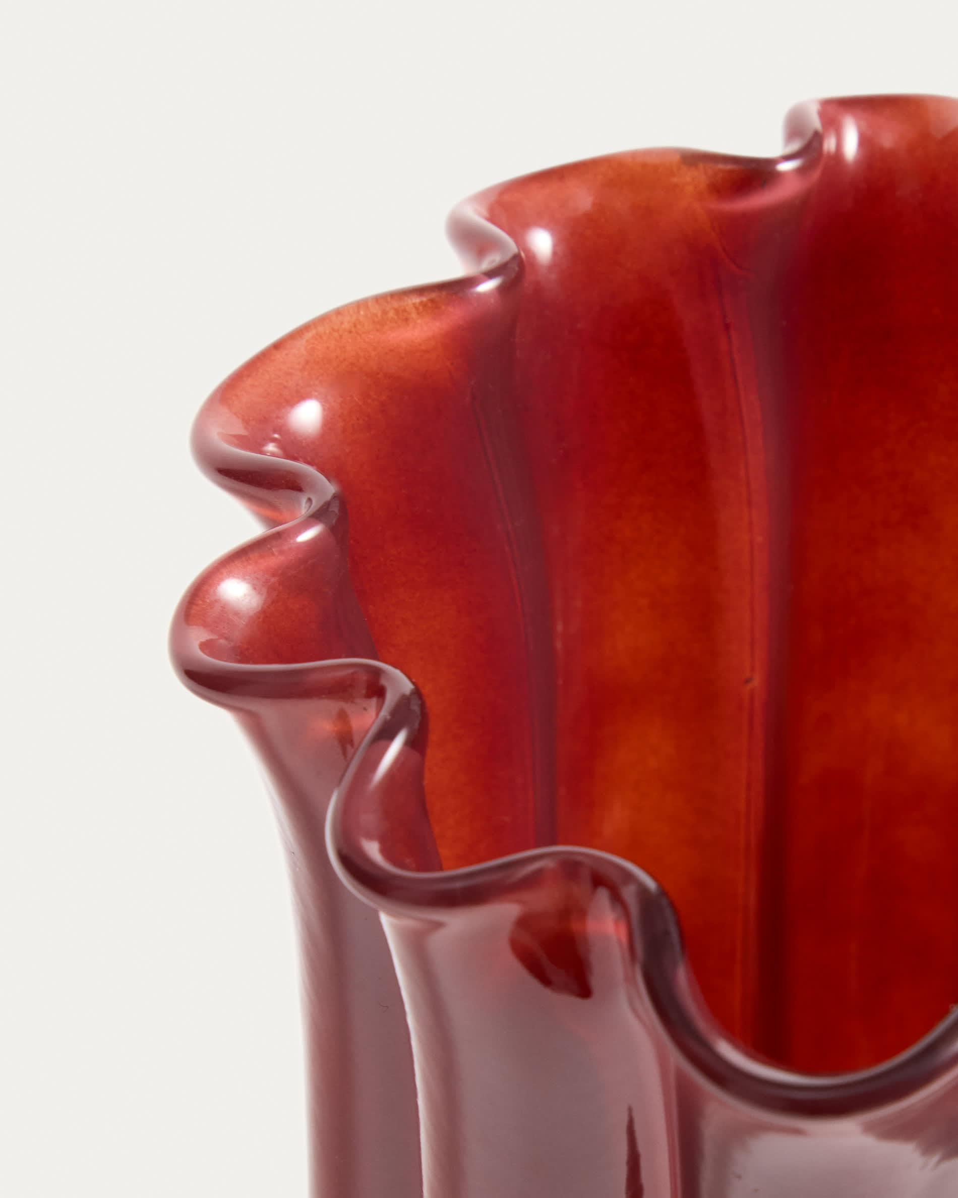 Cerin burgundy glass vase 20 cm