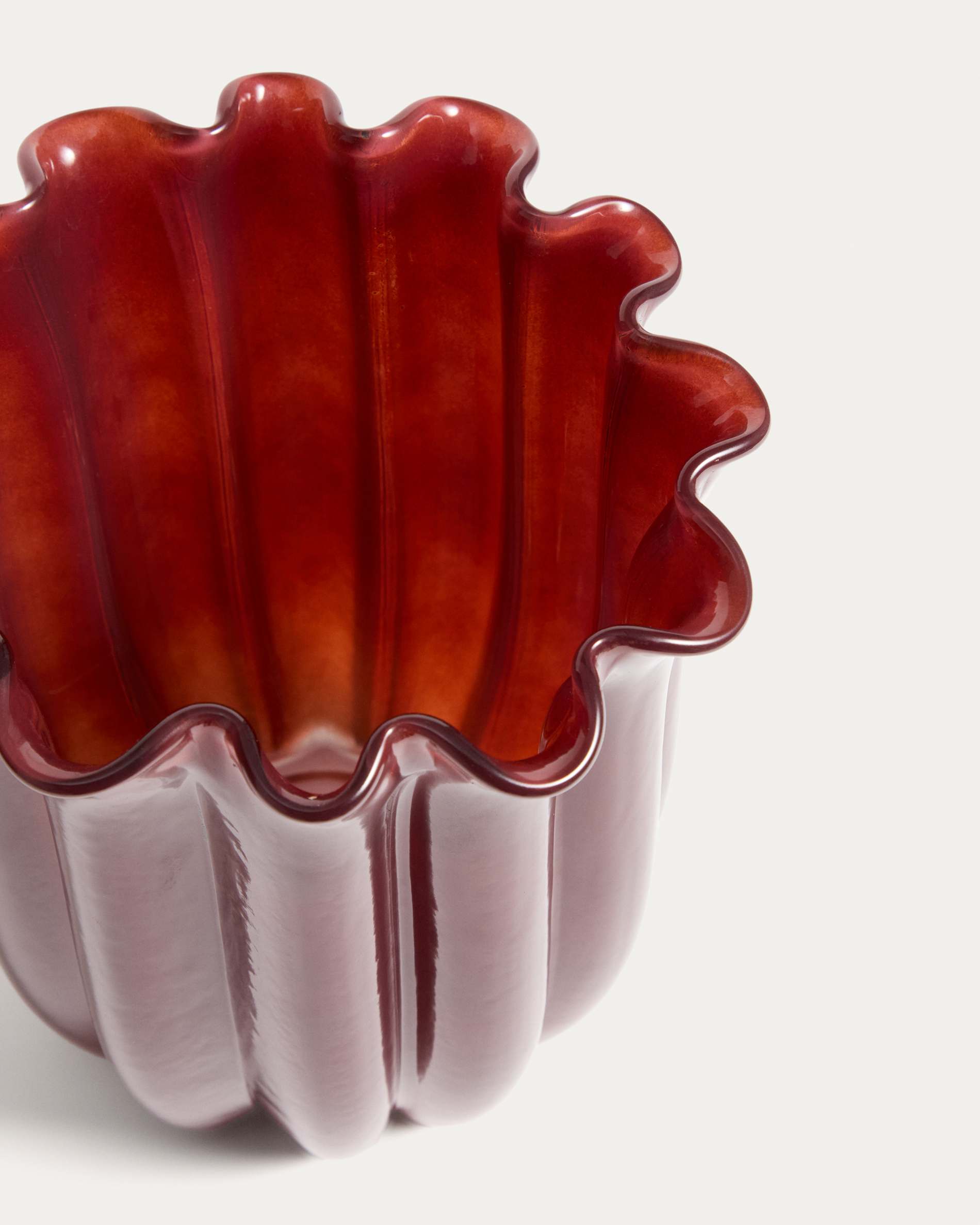 Cerin burgundy glass vase 20 cm
