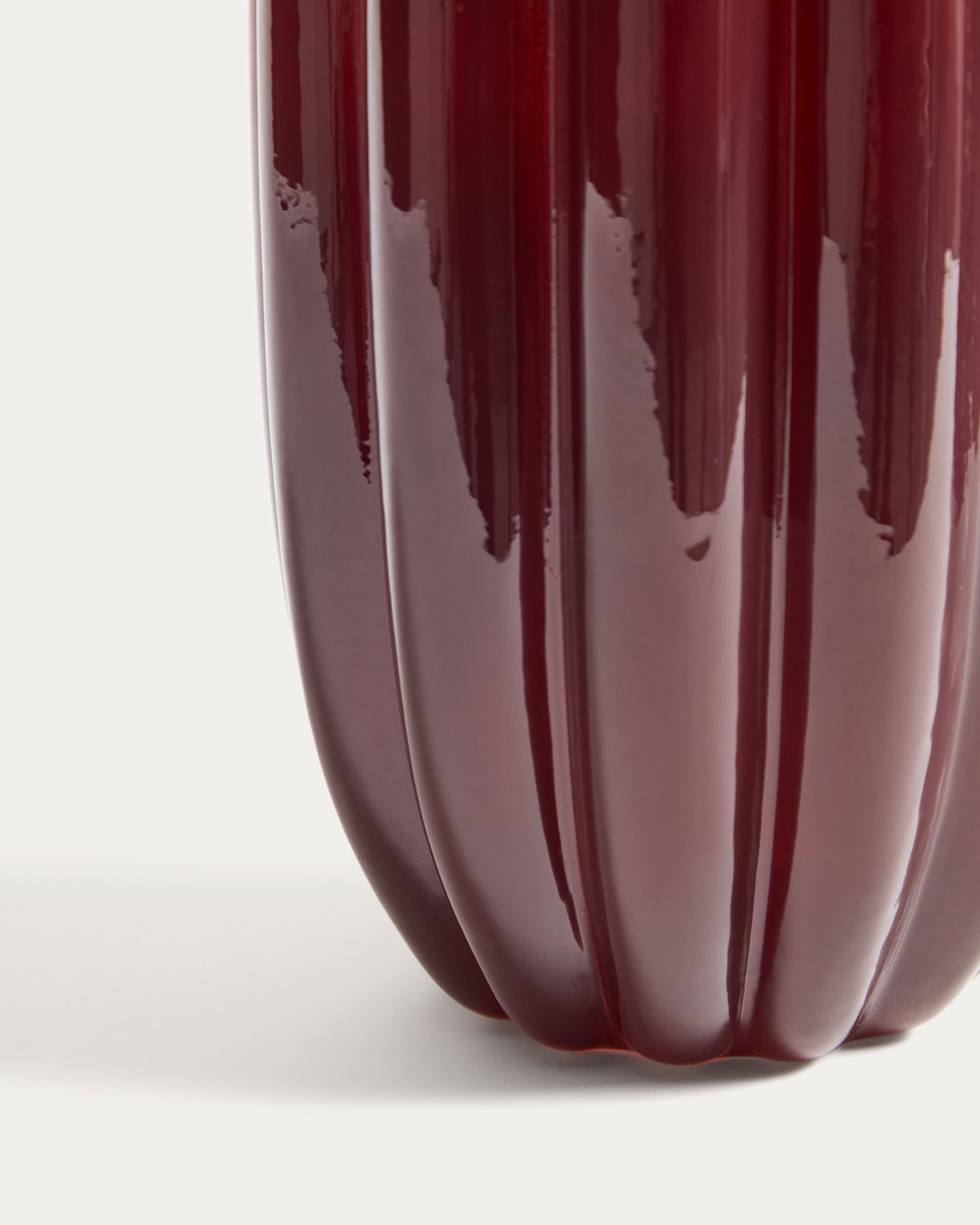 Cerin burgundy glass vase 25 cm