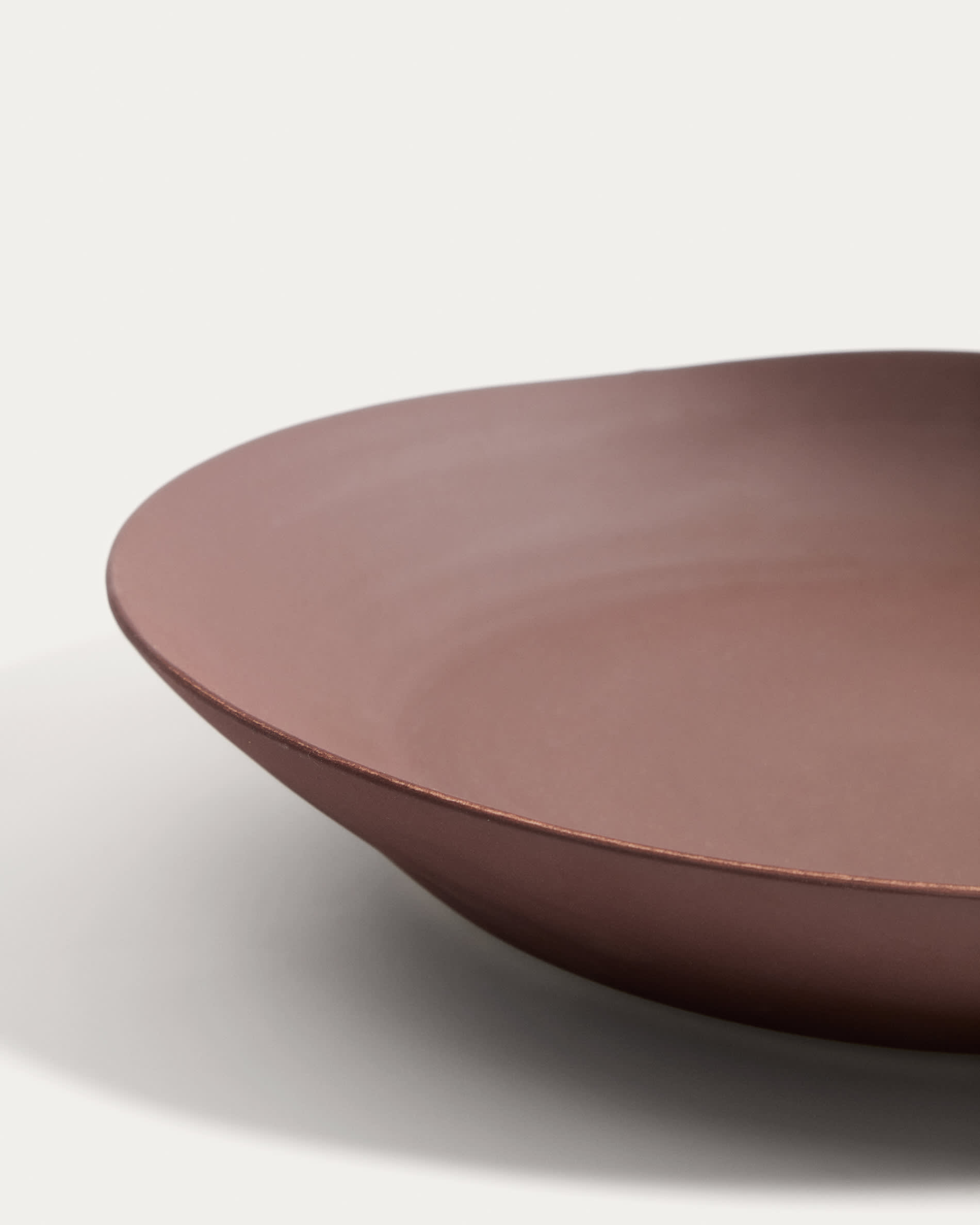 Ebenor centrepiece in chocolate brown ceramic Ø30cm
