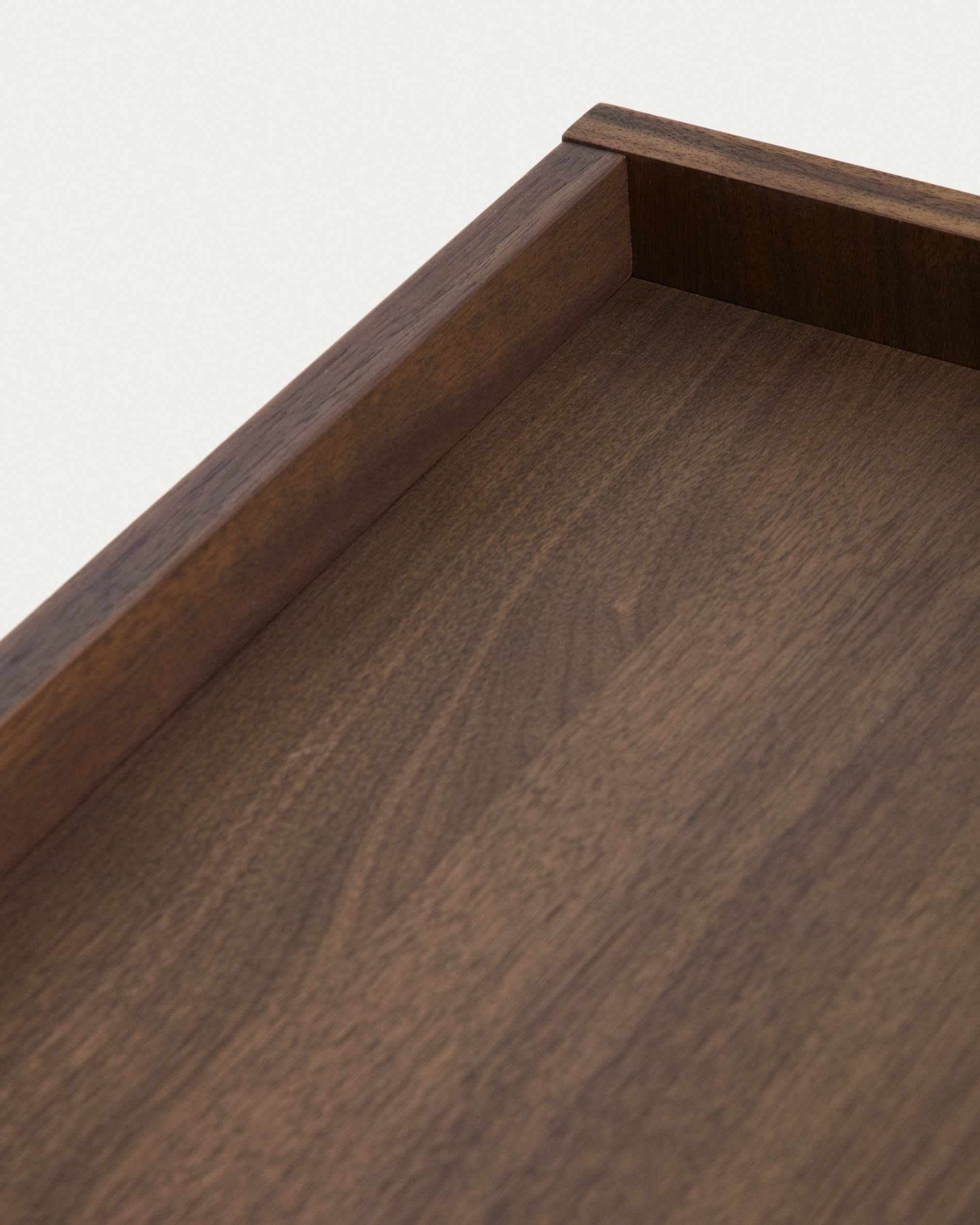 Onix TV stand with a walnut veneer in a dark finish, 150 x 47 cm FSC Mix Credit