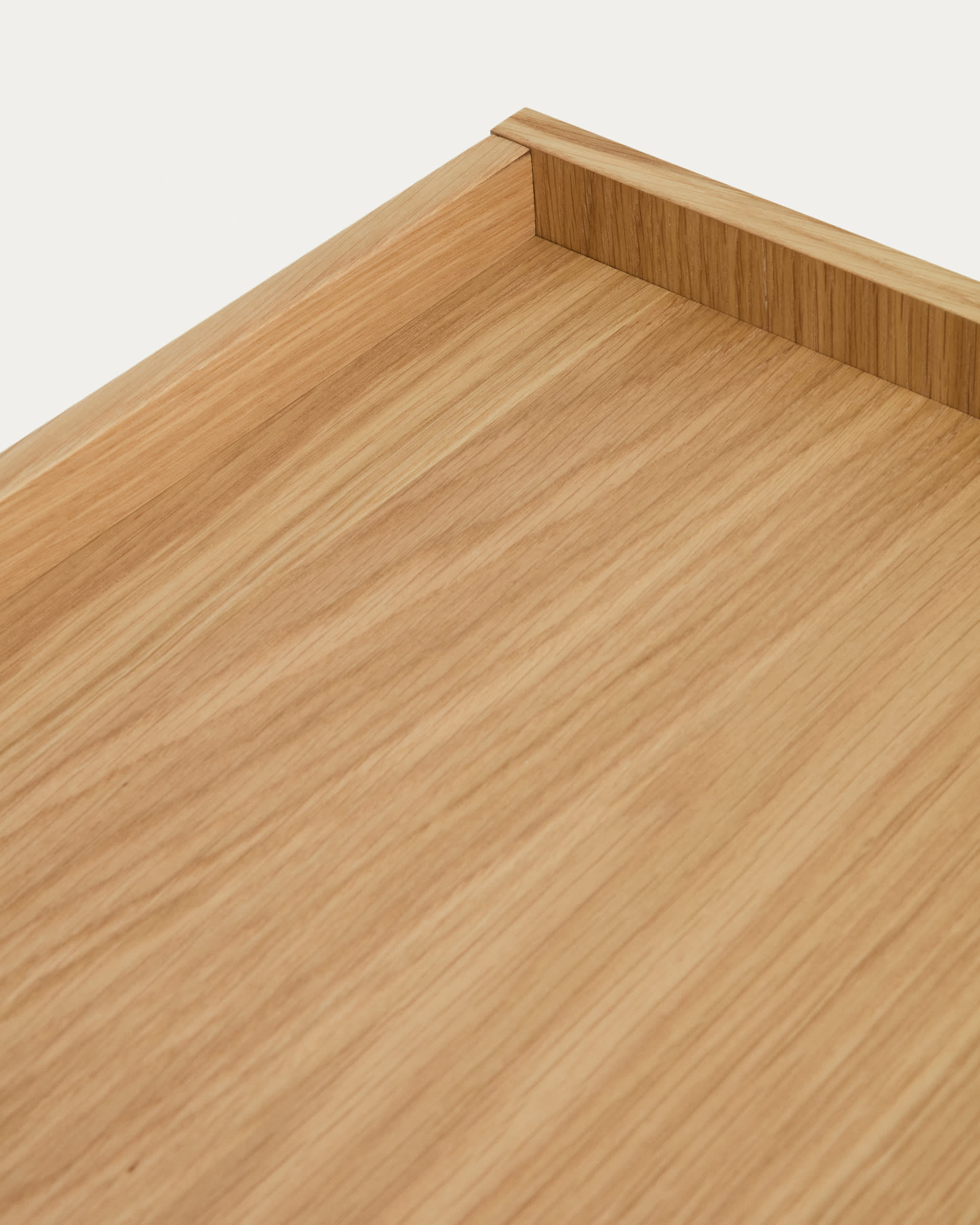 Onix sideboard with an oak veneer in a natural tone finish, 150 x 80 cm FSC Mix Credit
