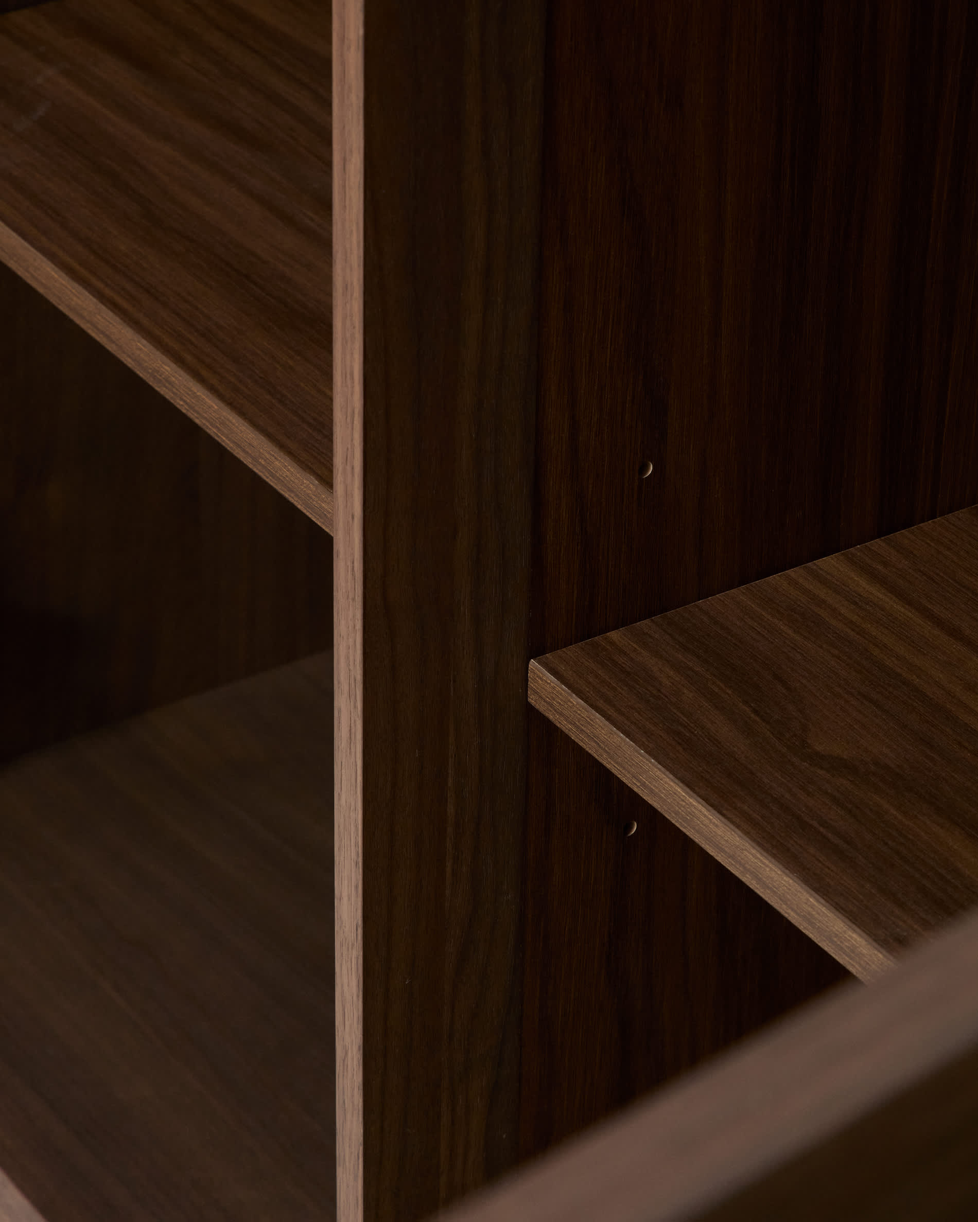 Onix sideboard with a walnut veneer in a dark finish, 150 x 80 cm FSC Mix Credit