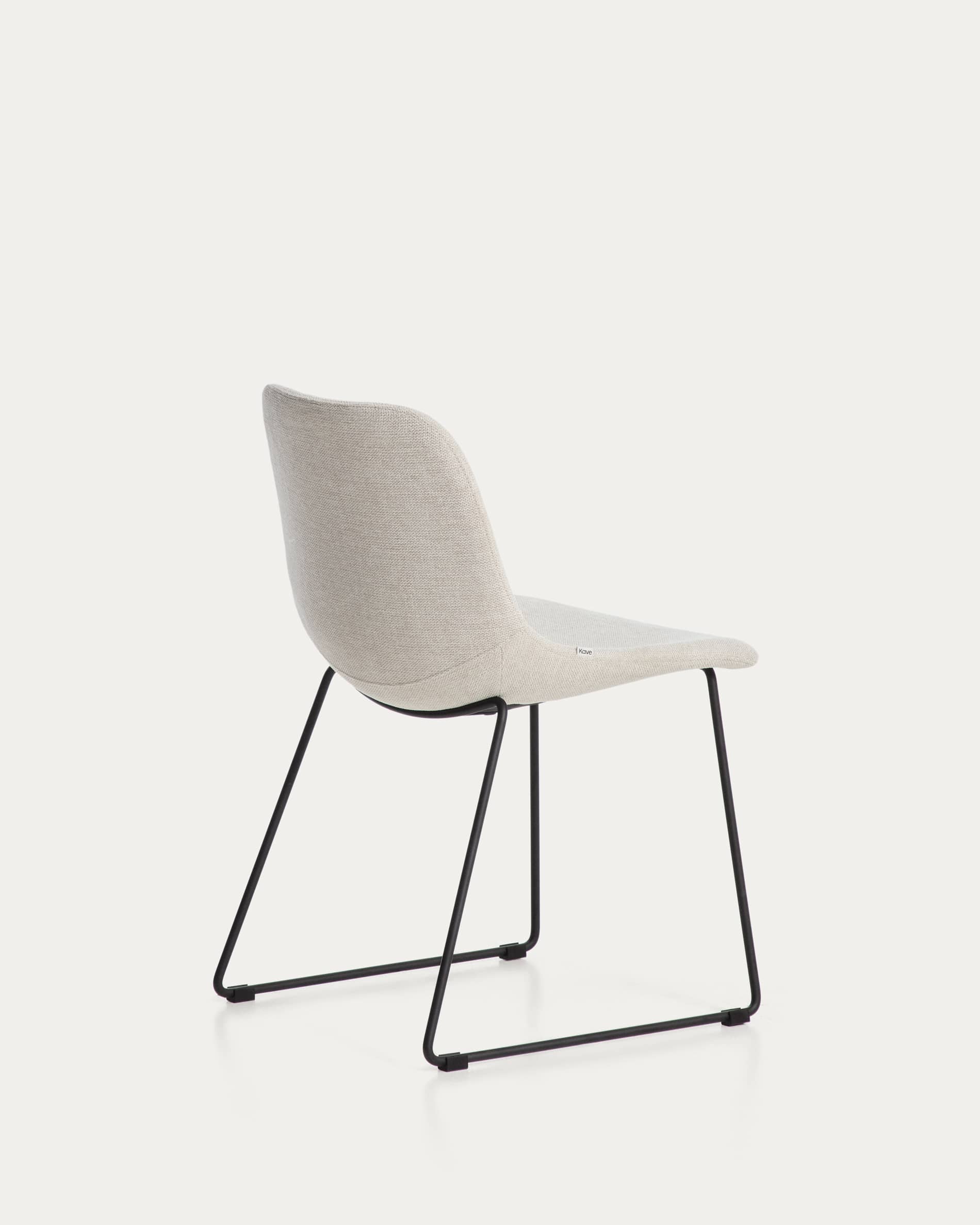 Zahara beige chenille chair with steel legs with black finish FSC 100%