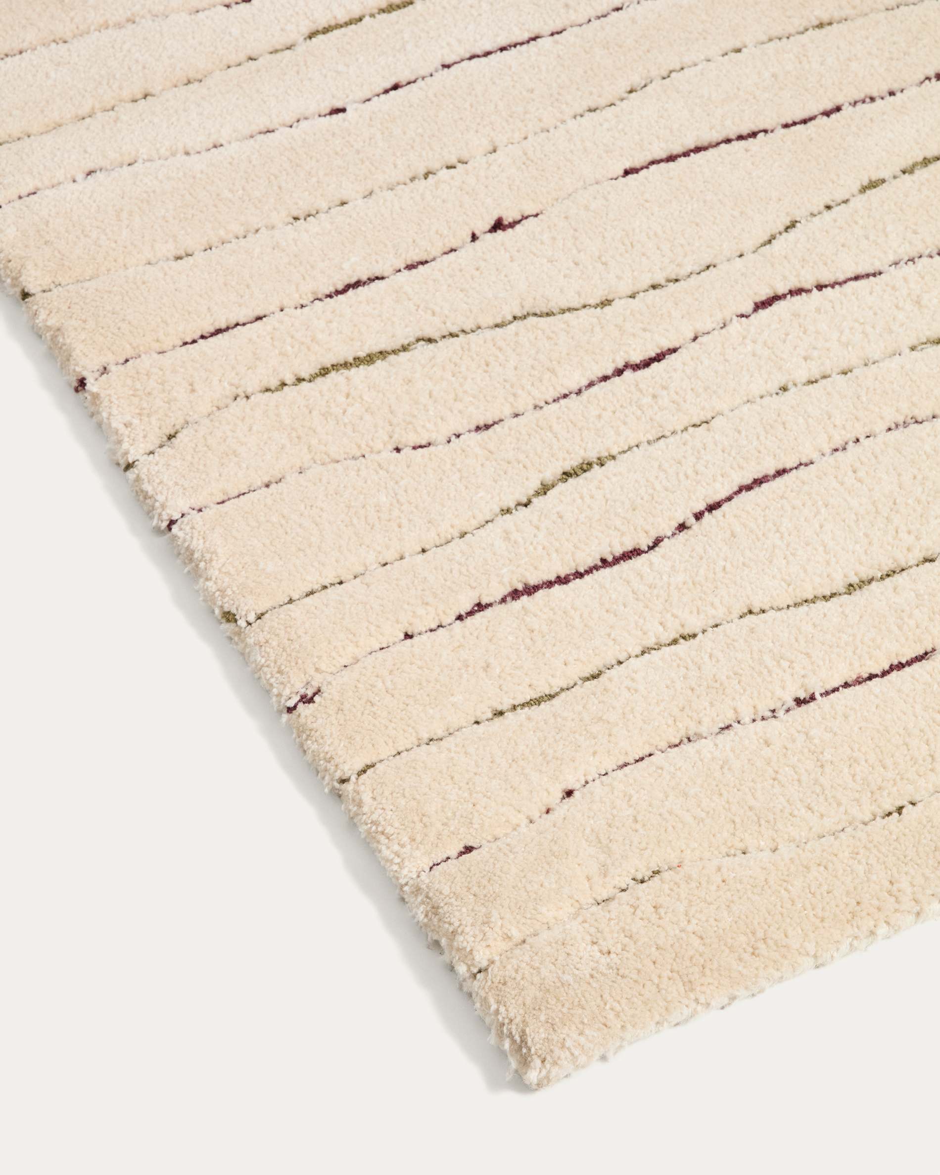 Loram beige fur-effect rug 160 x 230 cm