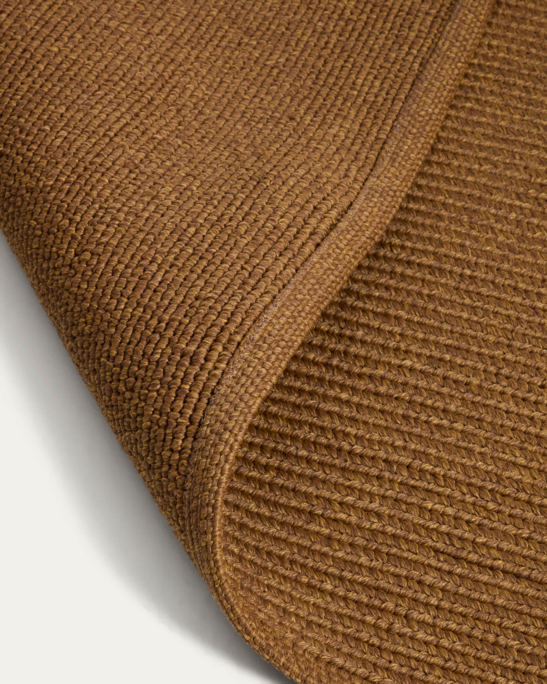 Turiane brown synthetic fibre rug 200 x 300 cm