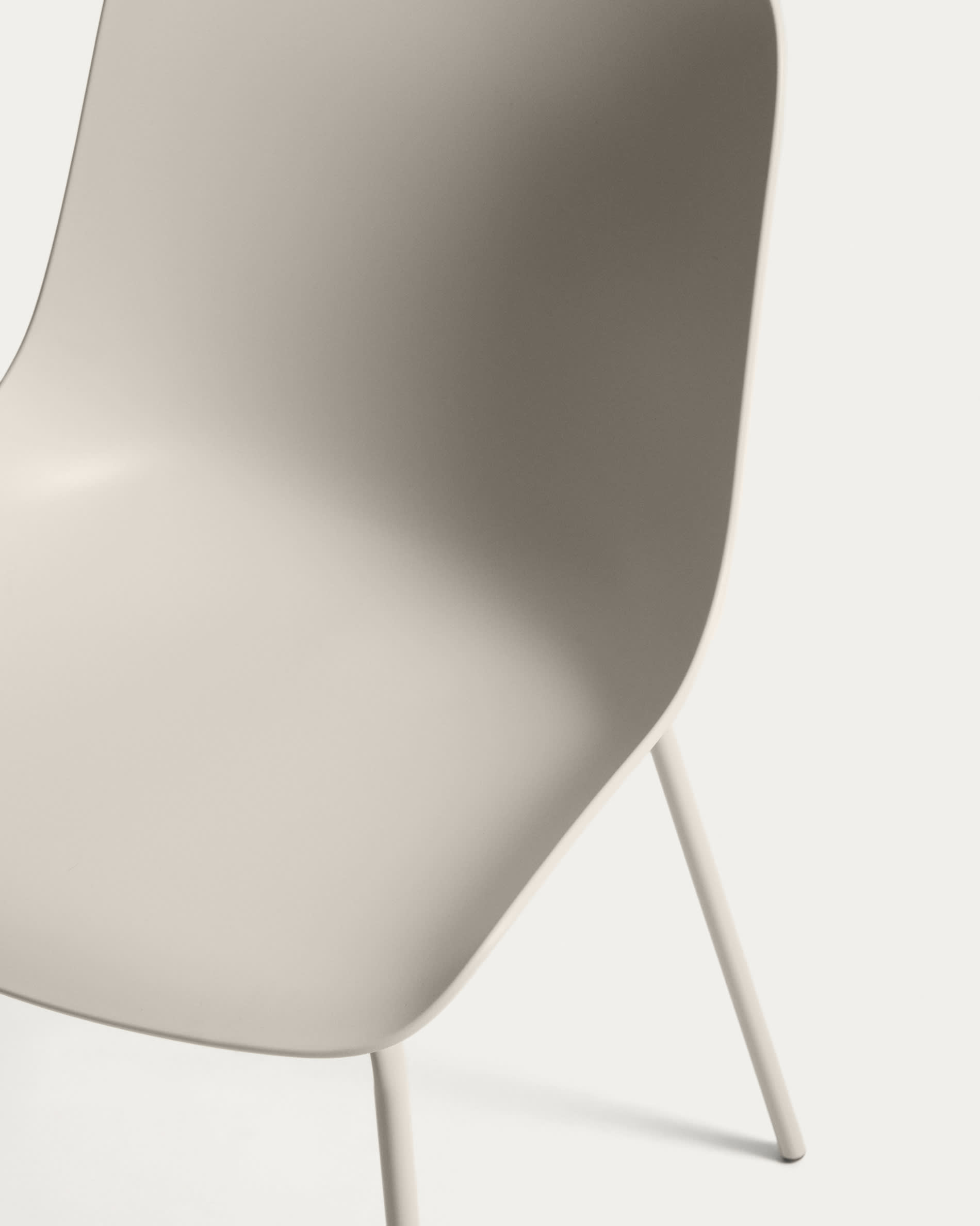 Altea beige chair with beige-finished steel legs