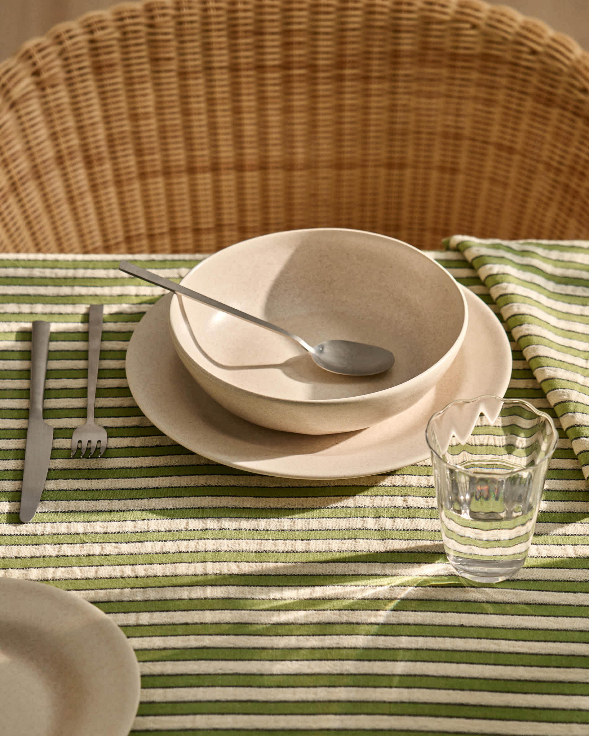 Sermin beige ceramic soup bowl