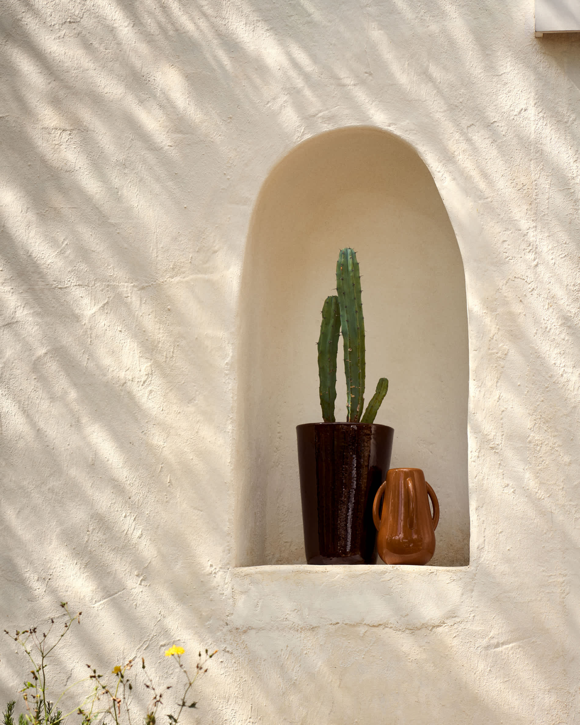 Rotja set of 3 terracotta planters with glazed garnet finish Ø 26 / 35 / 47 cm