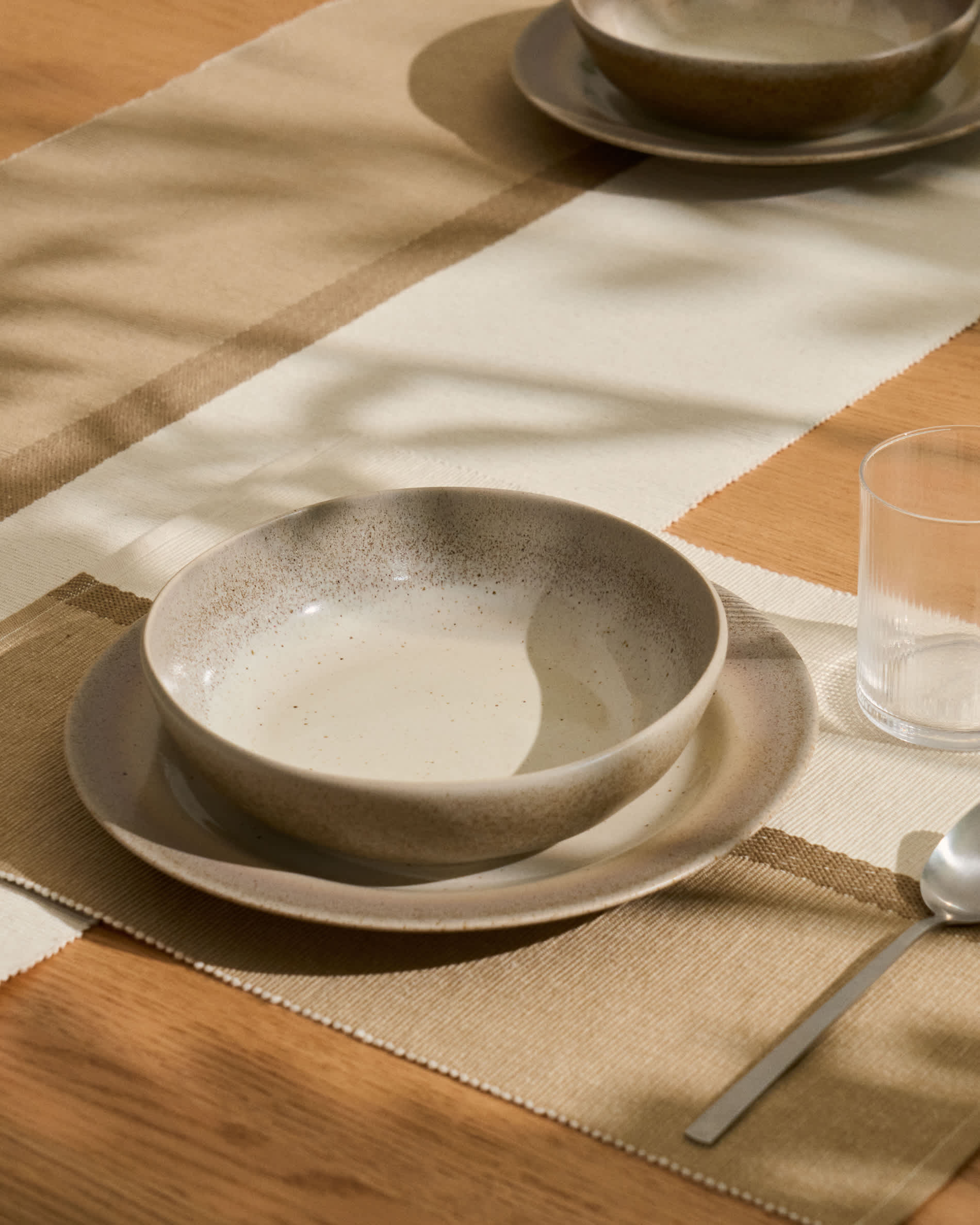 Tari 100% cotton beige table runner 50 x 150 cm