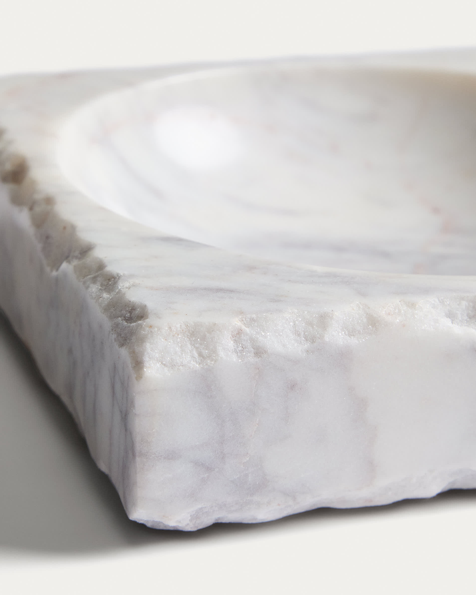 Vemi decorative white marble tray with raw finish 20 x 20 cm