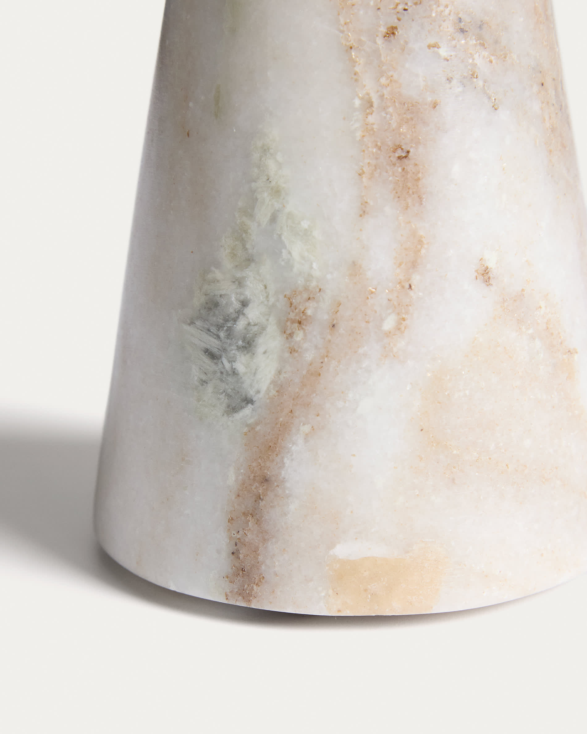 Trevia ivory marble candle holder 8 cm