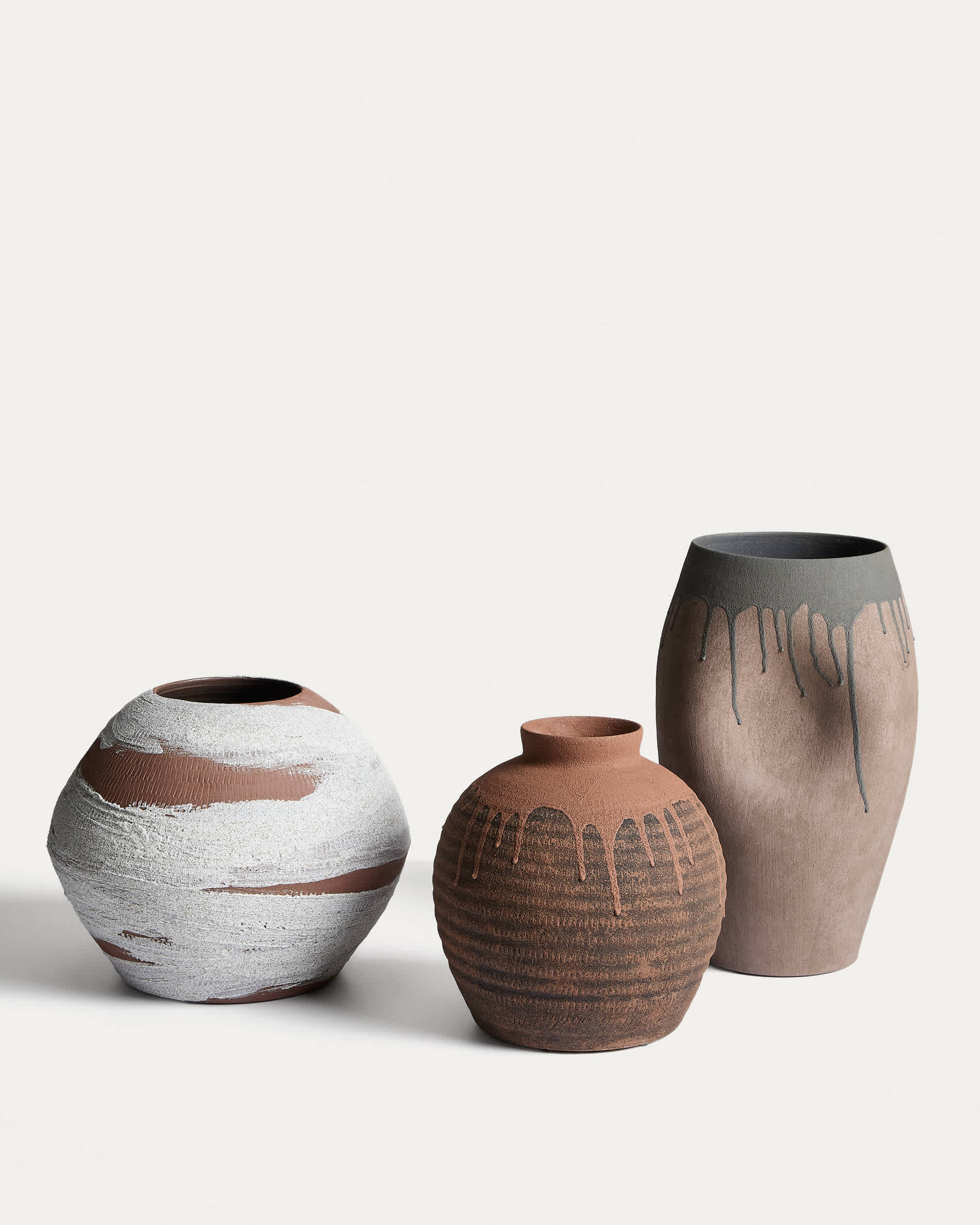 Emiro vase in terracotta and white ceramic 24cm