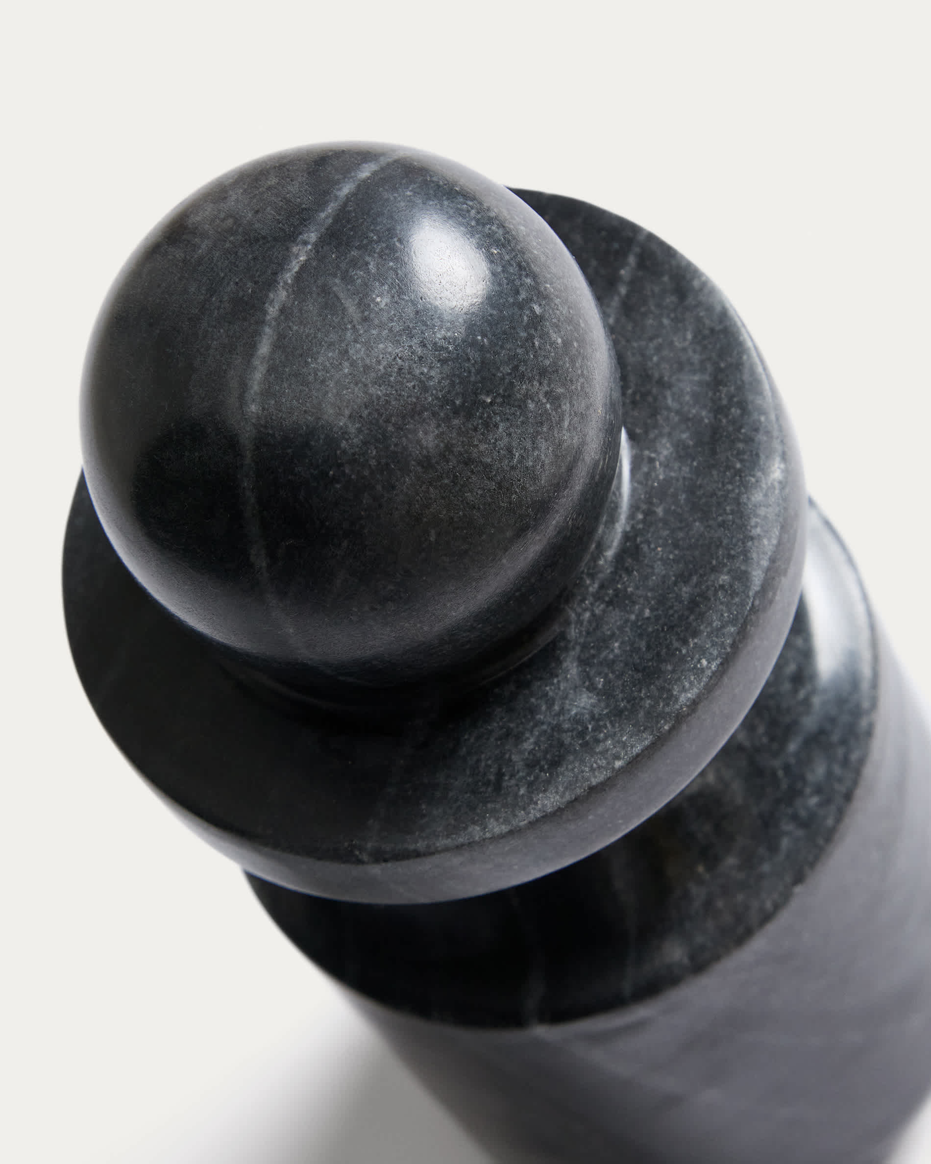Elvora grey marble sculpture 23 cm