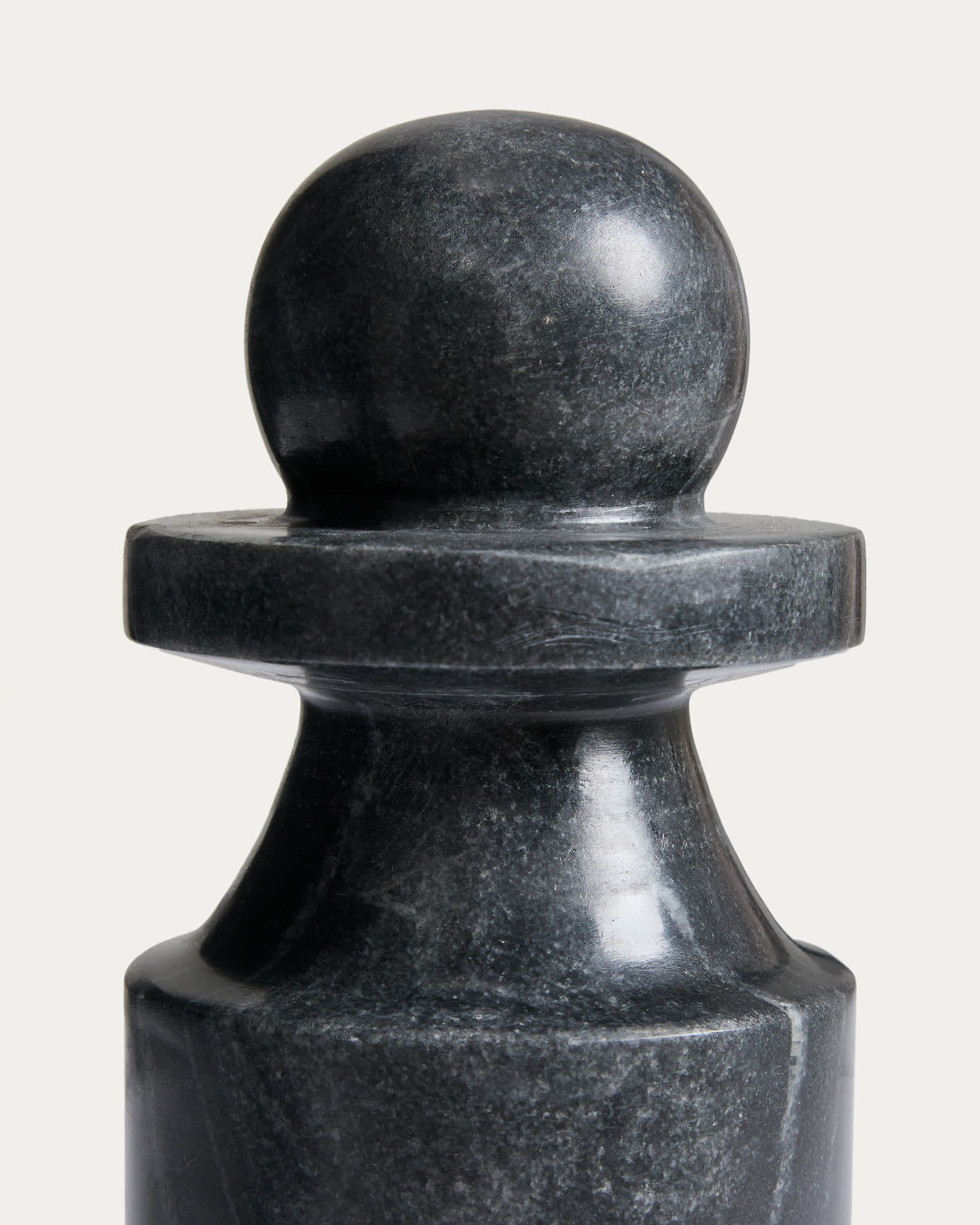 Elvora grey marble sculpture 23 cm