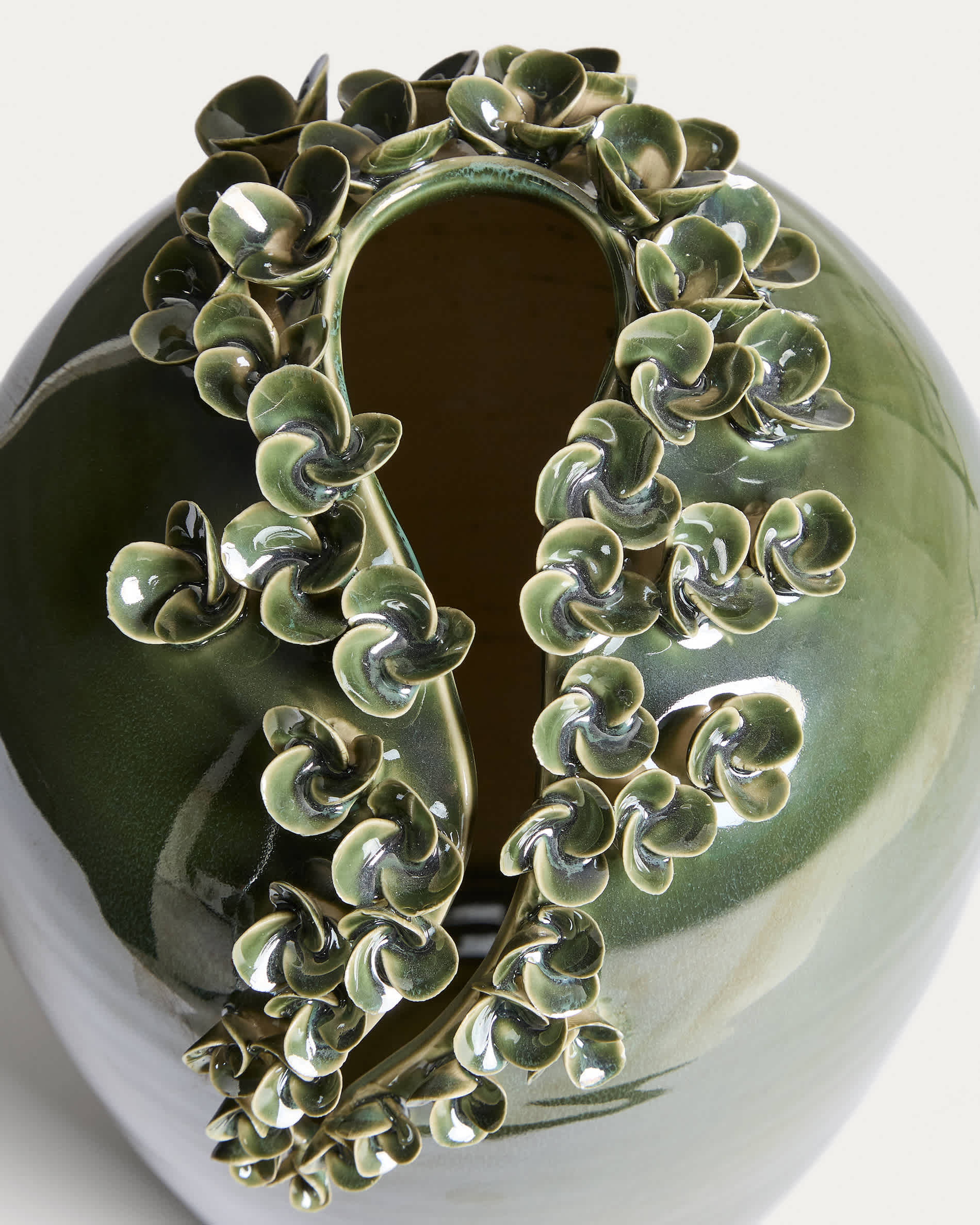 Ederia vase in olive green ceramic 33cm