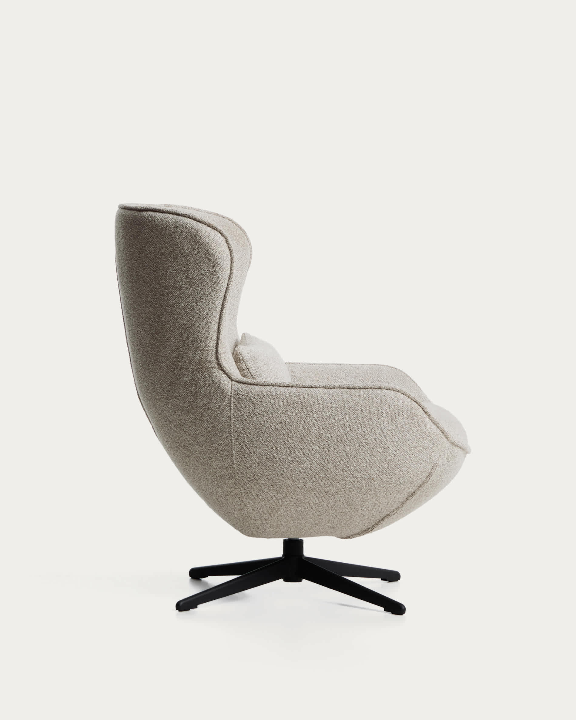 Sorile swivel armchair in beige chenille and steel with black finish FSC 100%