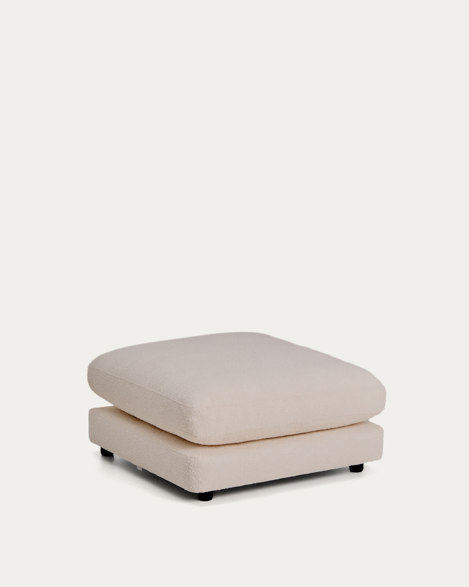 Gala beige fire-retardant bouclé footrest FSC Mix Credit 90 x 90cm