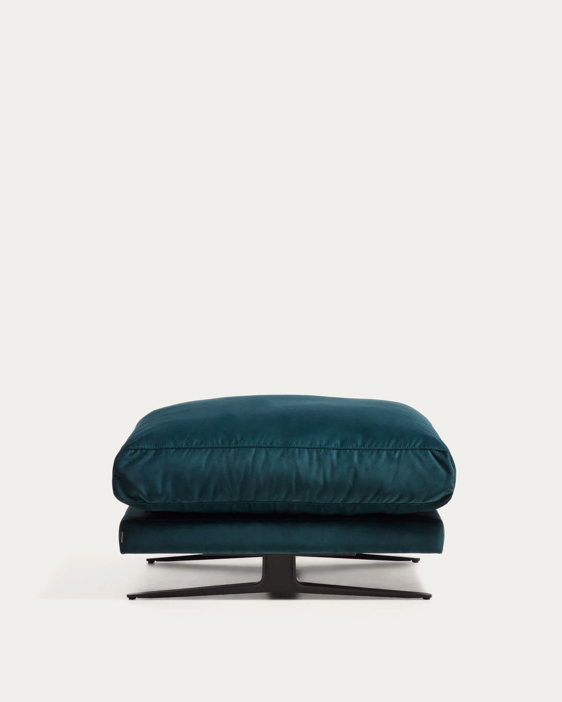 Veliro fire-retardant footrest in deep turquoise velvet with steel legs with black finish 85 x 90cm FSC Mix Credit
