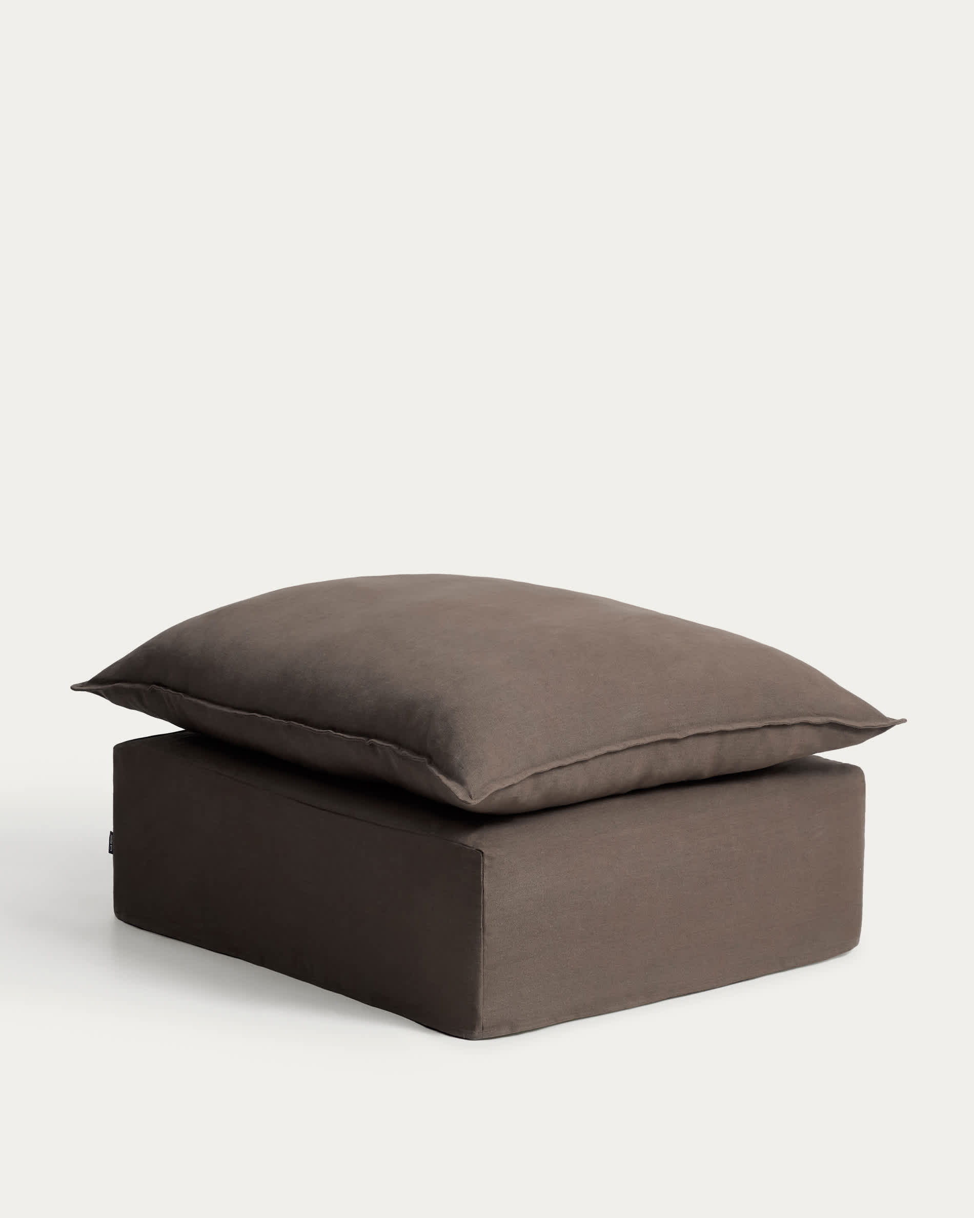 Anarela 100% taupe linen end pouffe with removable cover 90 x 107cm FSC Mix Credit