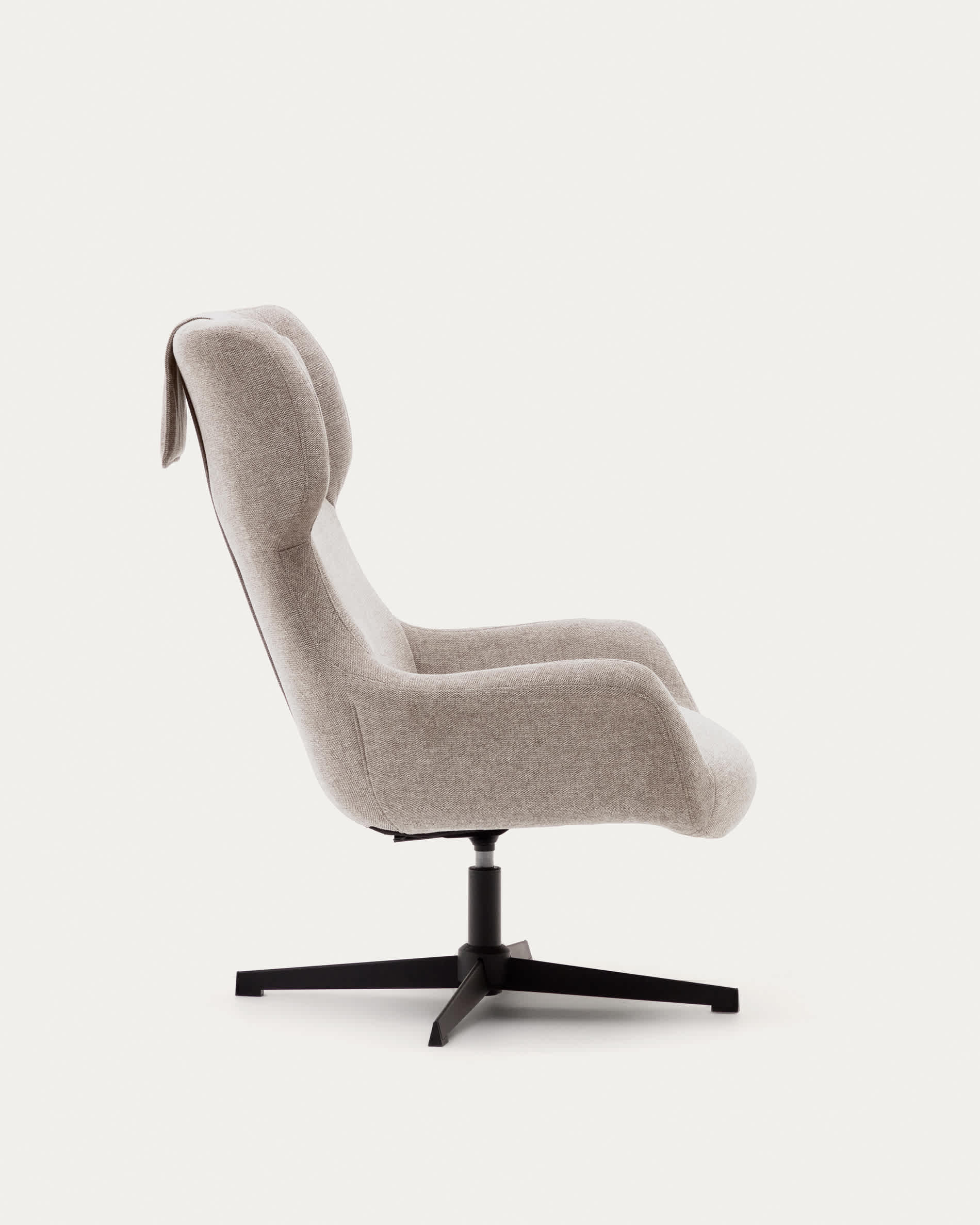 Zalina swivel armchair in beige chenille and steel with black finish FSC 100%