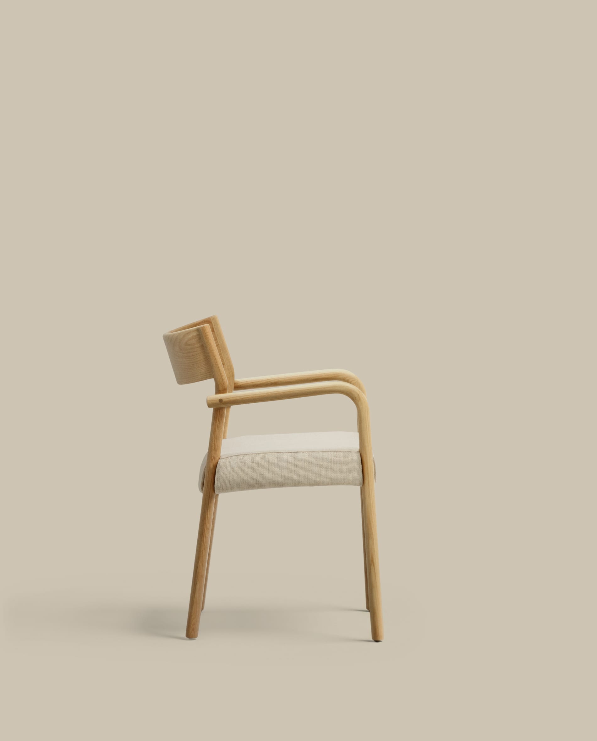 Falconera chair with a removable cover in solid oak wood with natural finish FSC Mix Credit