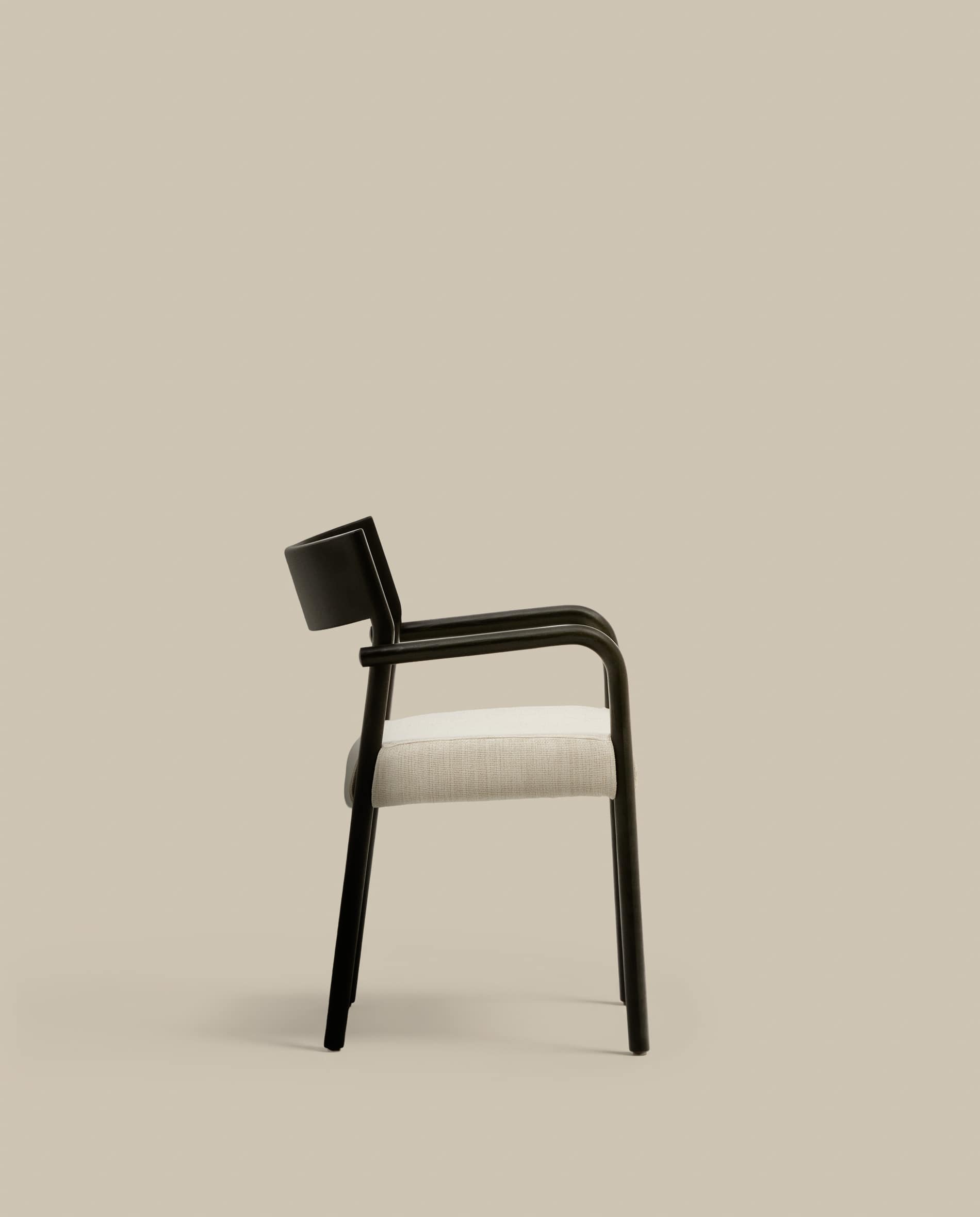 Falconera chair with a removable cover in solid oak wood with black finish FSC Mix Credit