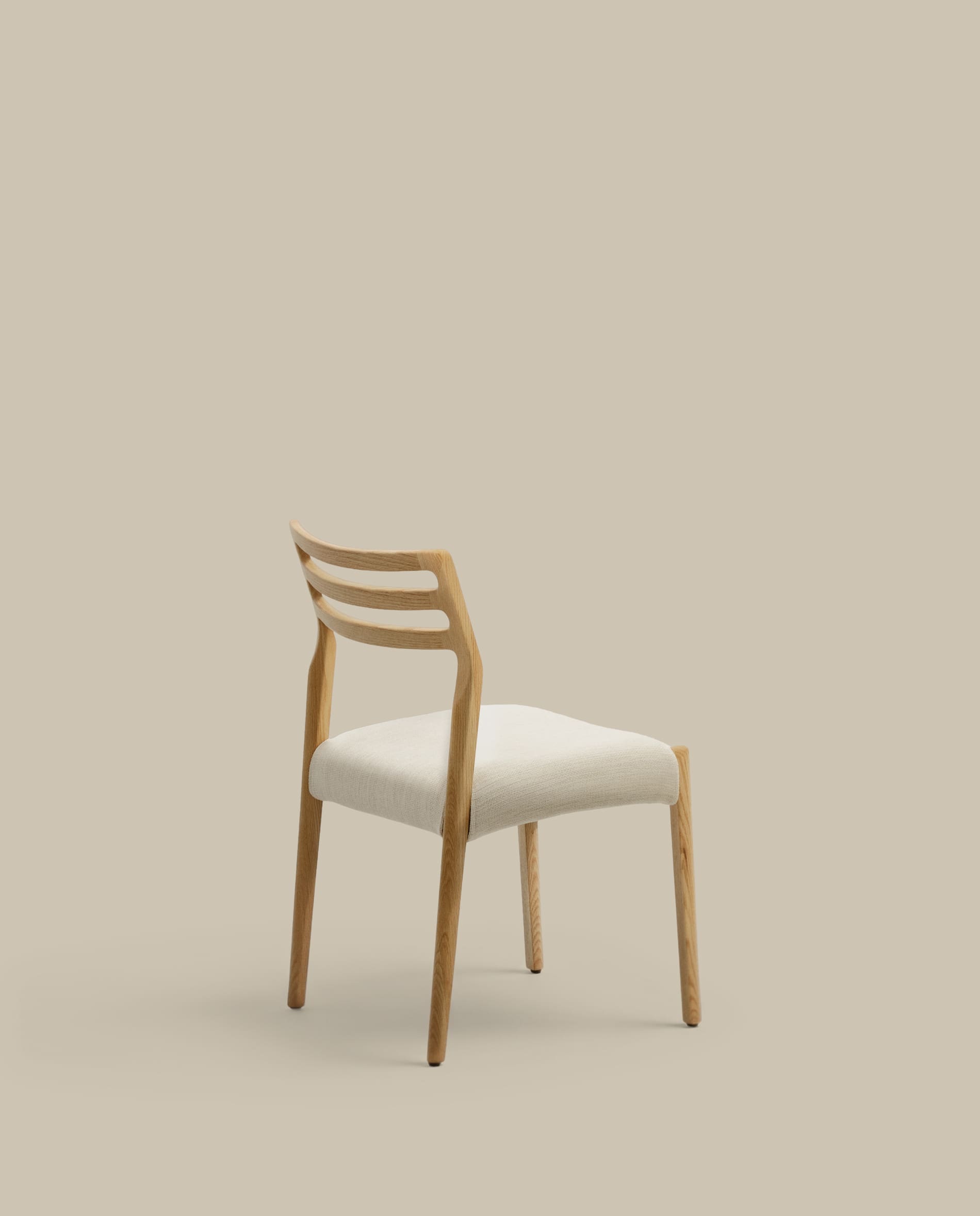 Cudia chair removable cover in beige chenille solid oak wood natural finish FSC Mix Credit