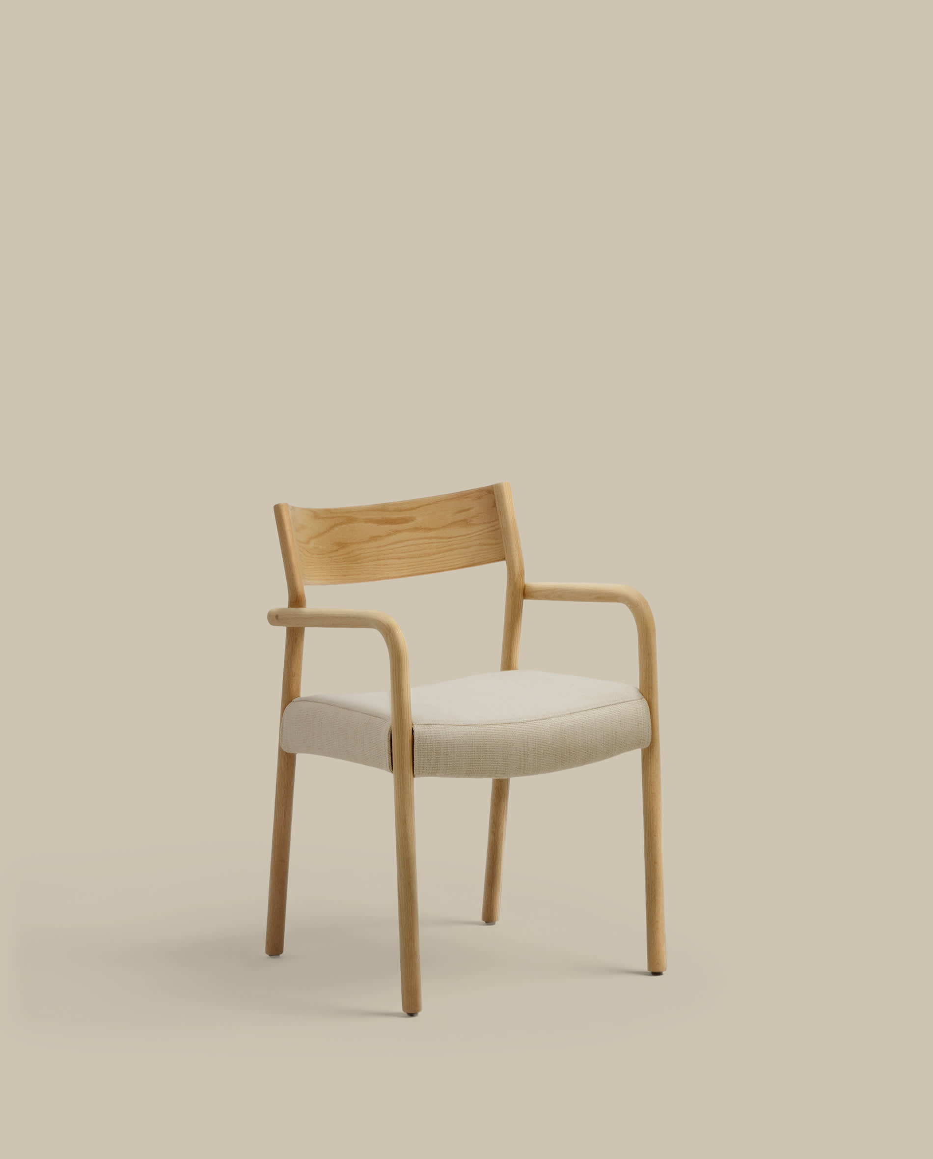 Falconera chair with a removable cover in solid oak wood with natural finish FSC Mix Credit